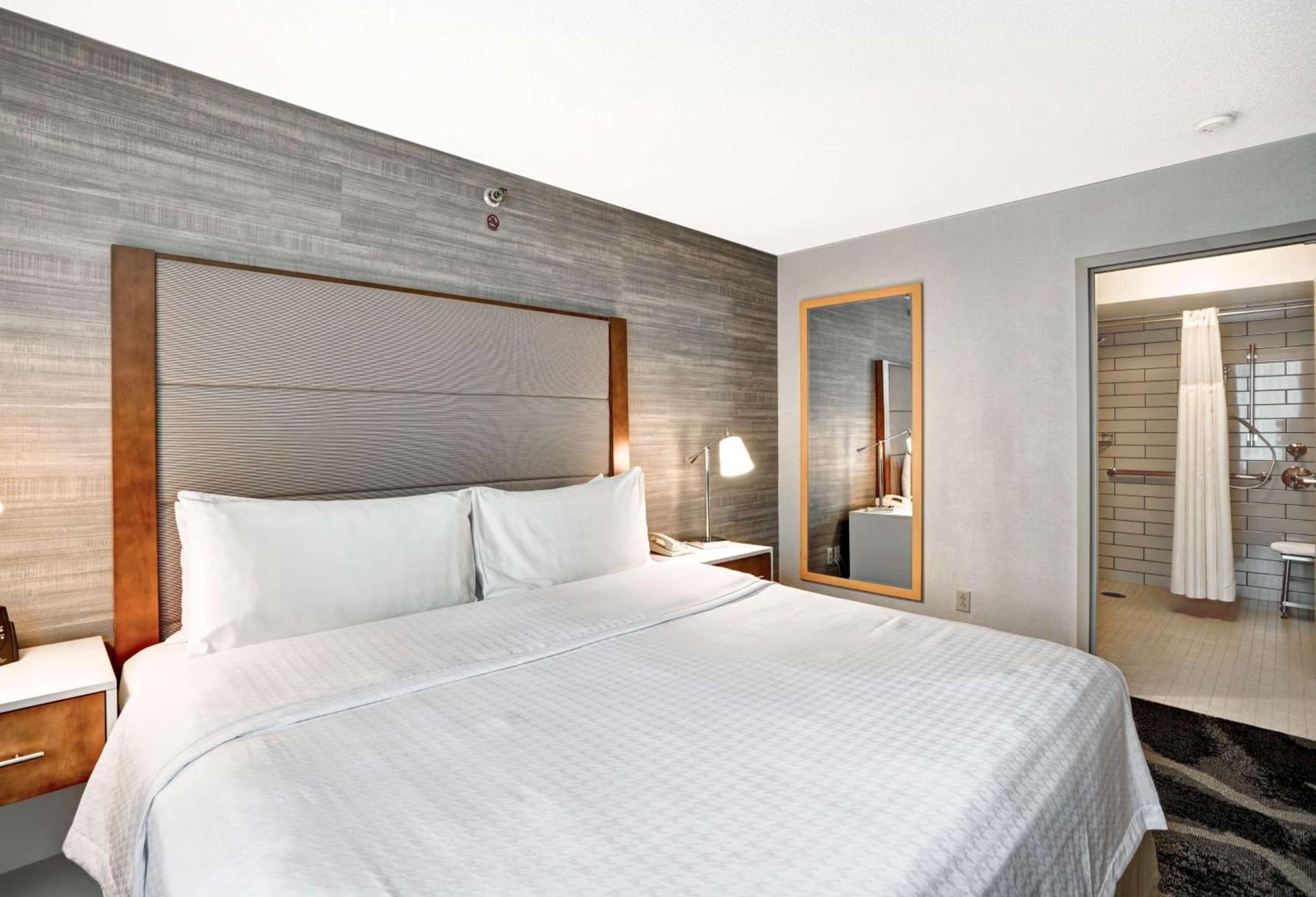 Homewood Suites by Hilton Chicago-Downtown photo 29