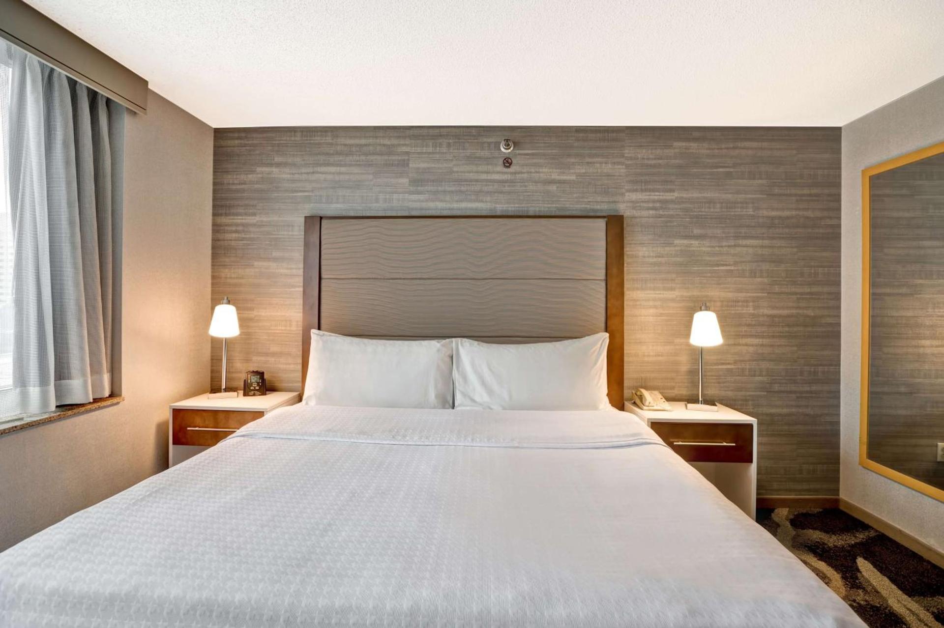 Homewood Suites by Hilton Chicago-Downtown photo 7