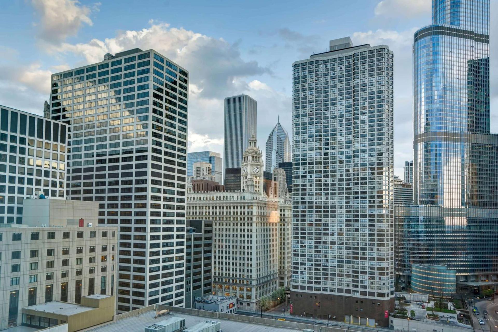 Homewood Suites by Hilton Chicago-Downtown photo 1
