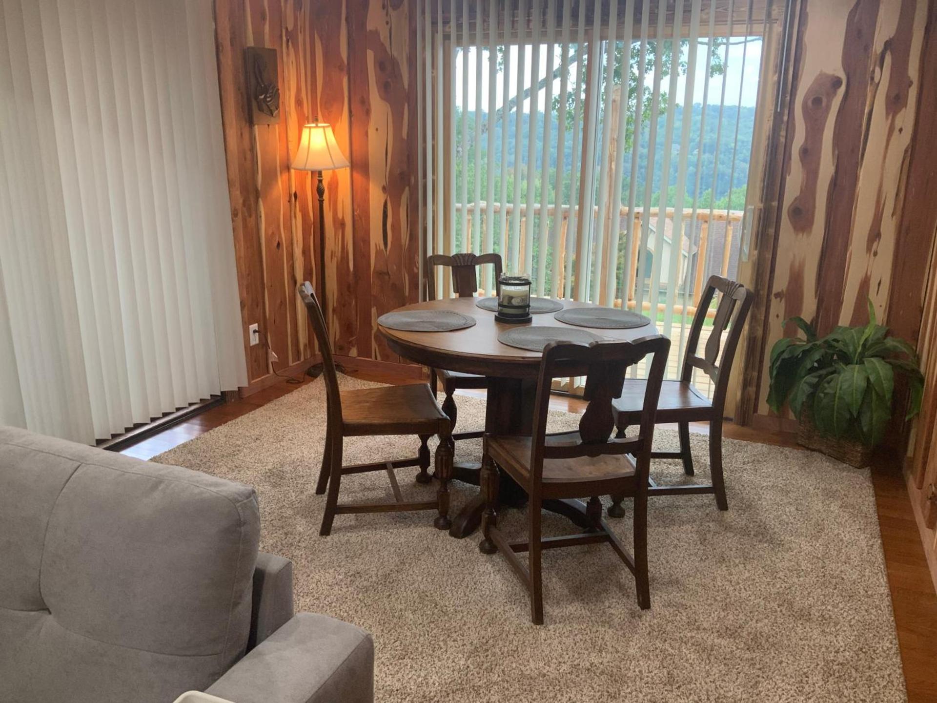 Cedar House photo 49