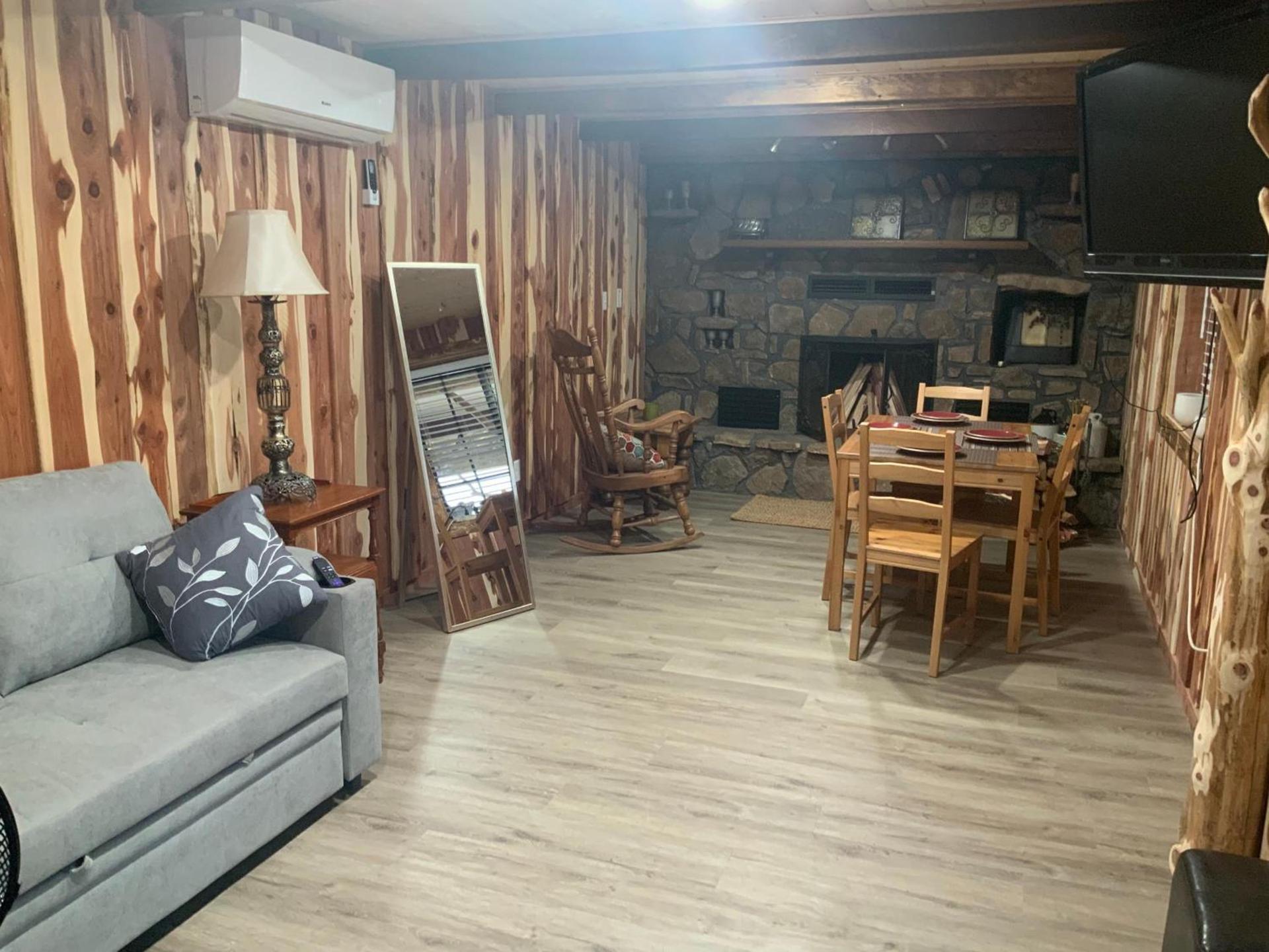 Cedar House photo 86