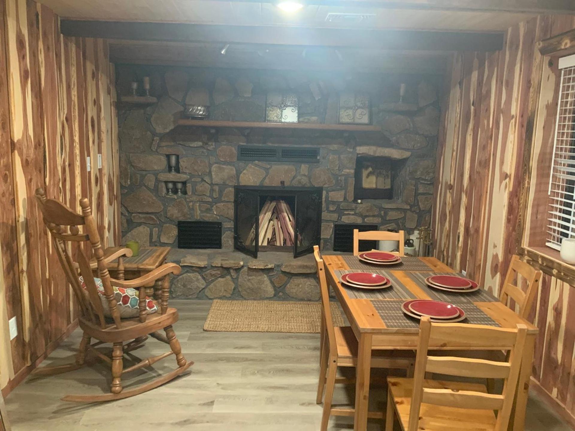 Cedar House photo 24