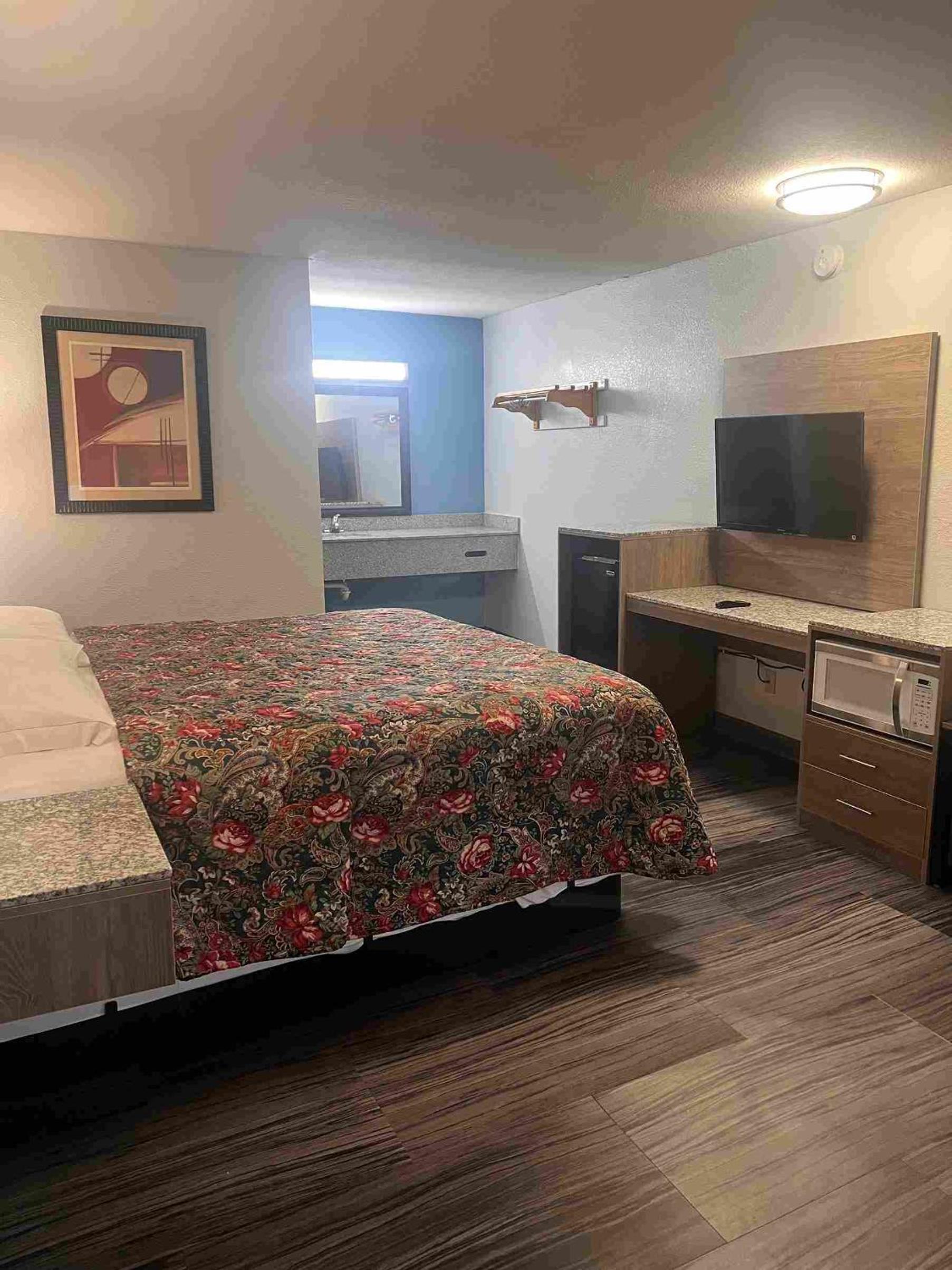 Fairbridge Inn & Suites photo 12