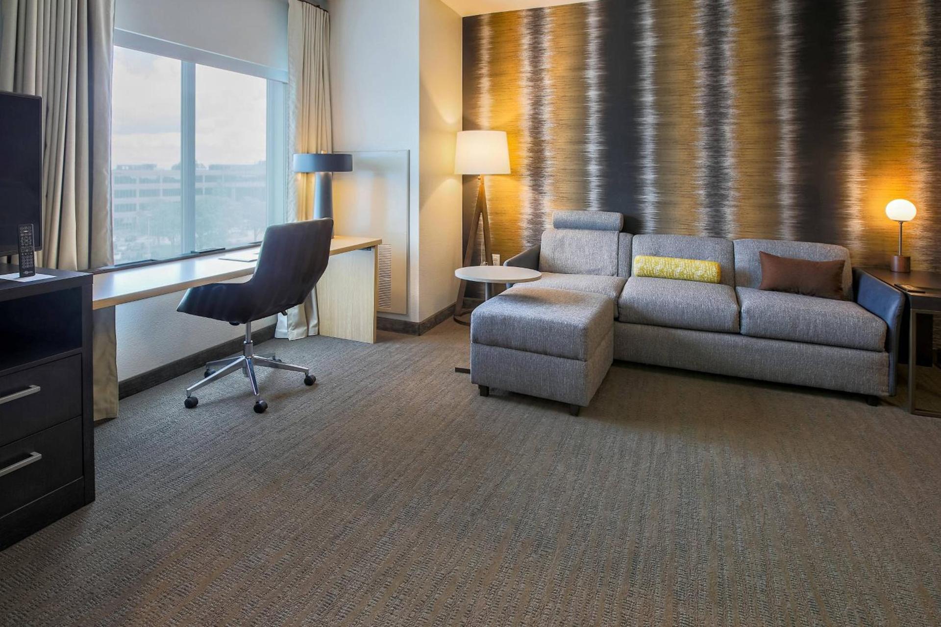Residence Inn by Marriott Louisville East/Oxmoor photo 9
