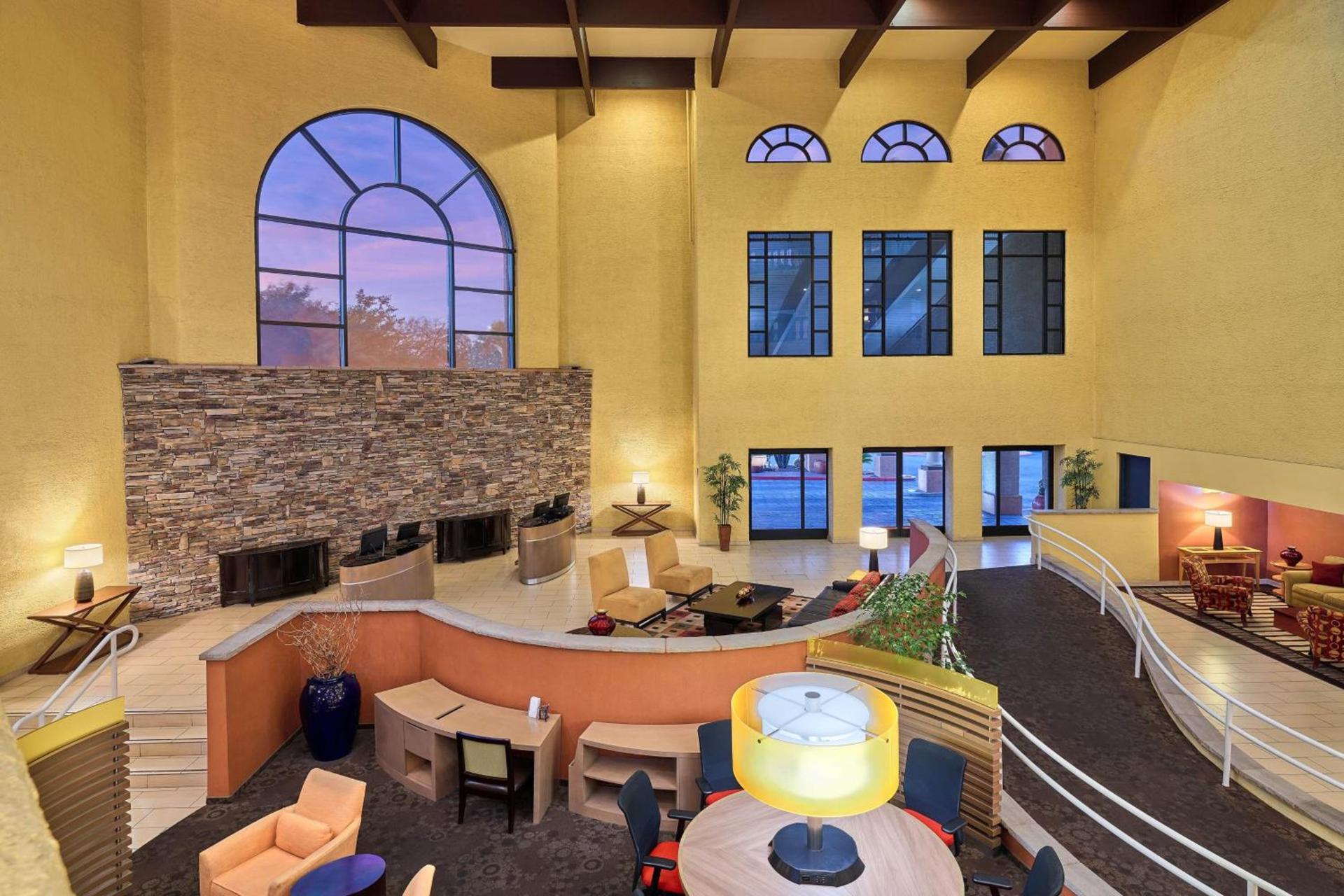 Sheraton Tucson Hotel & Suites photo 18