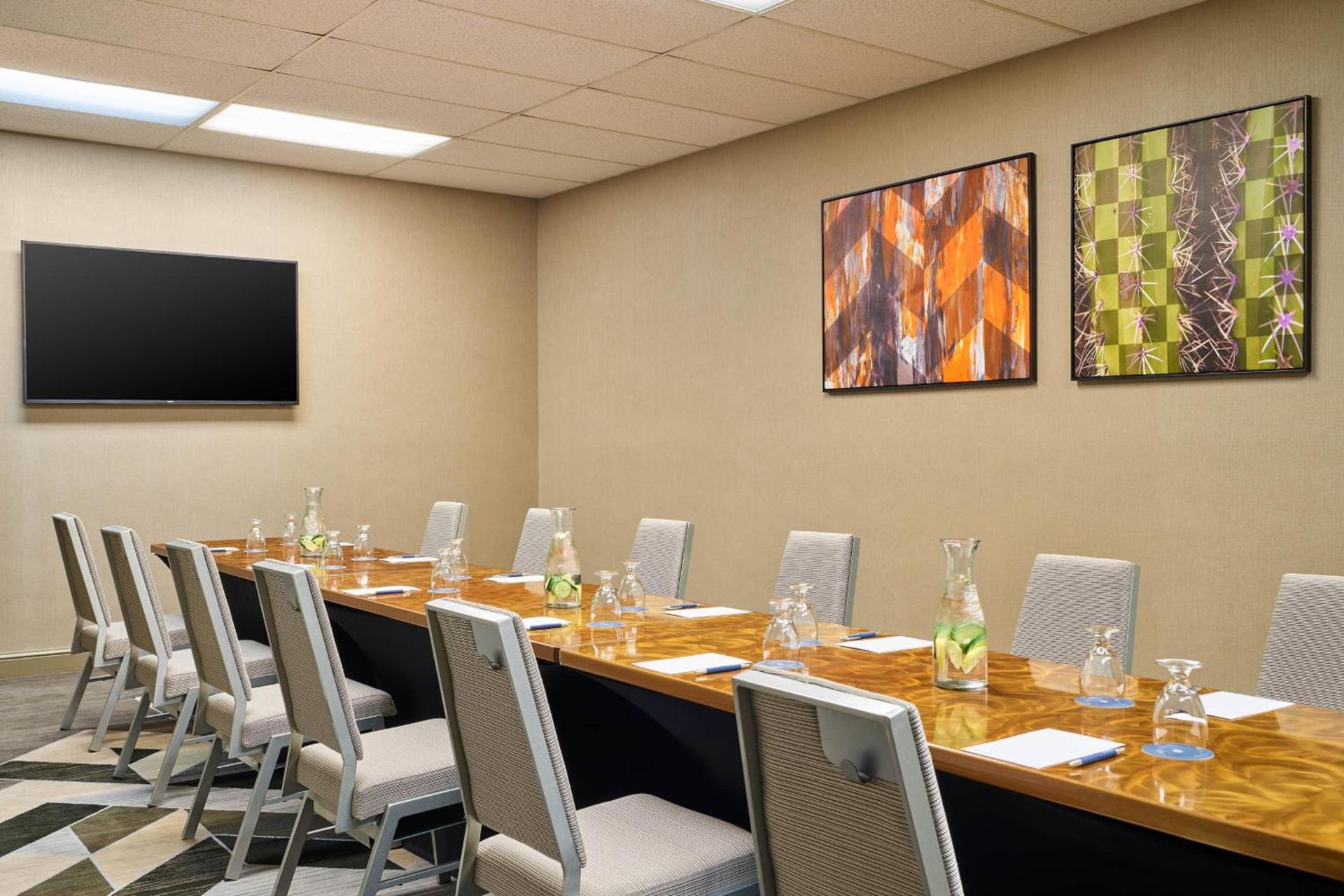 Sheraton Tucson Hotel & Suites photo 51