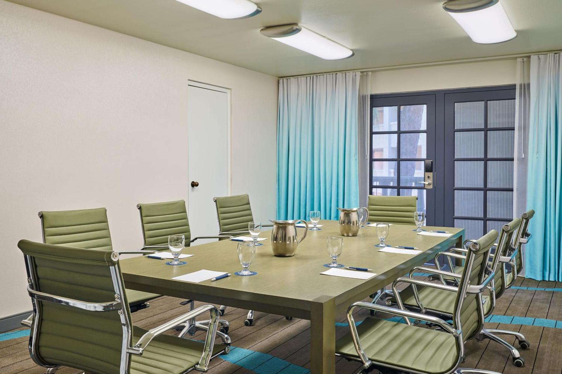 Sheraton Tucson Hotel & Suites photo 52