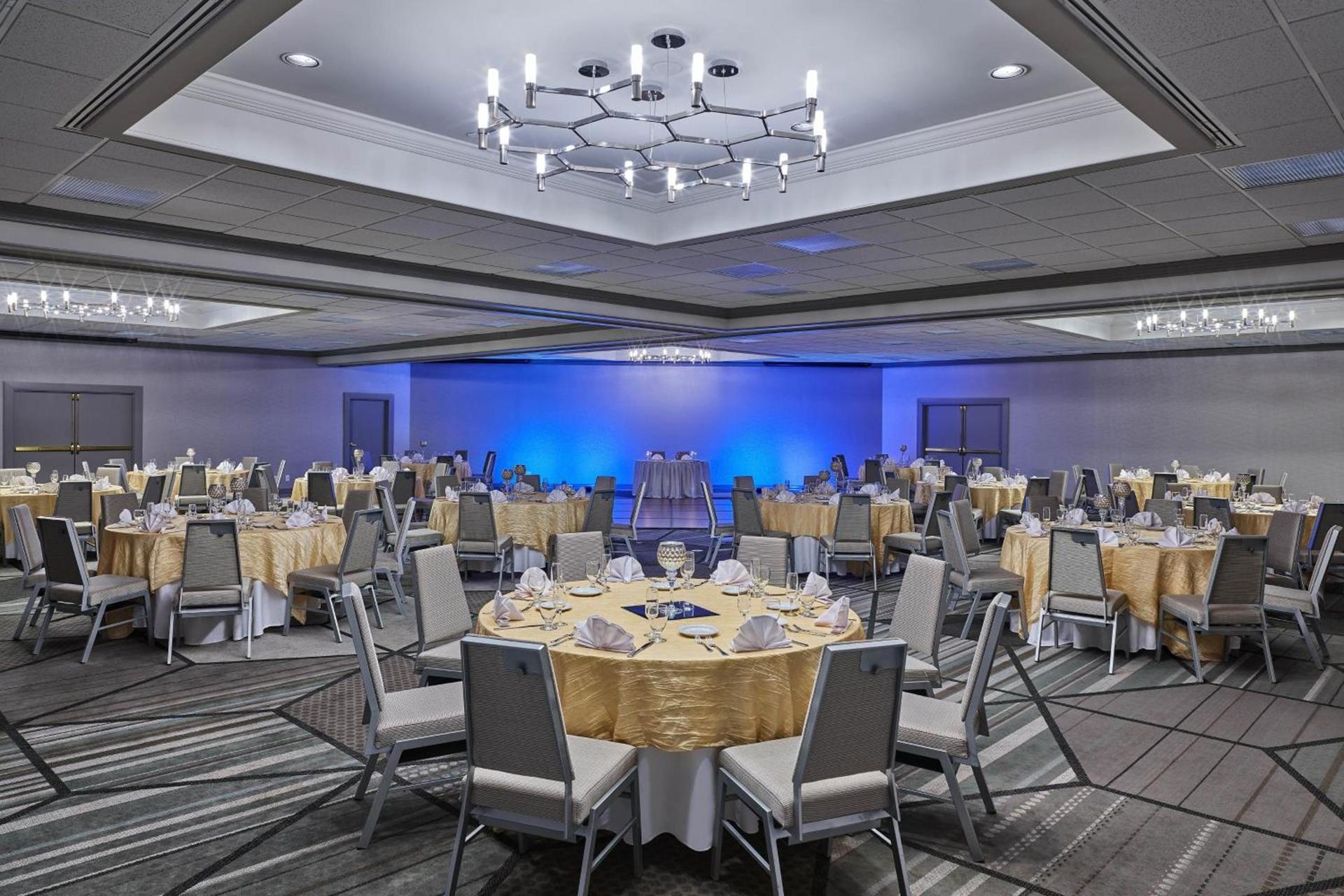 Sheraton Tucson Hotel & Suites photo 60