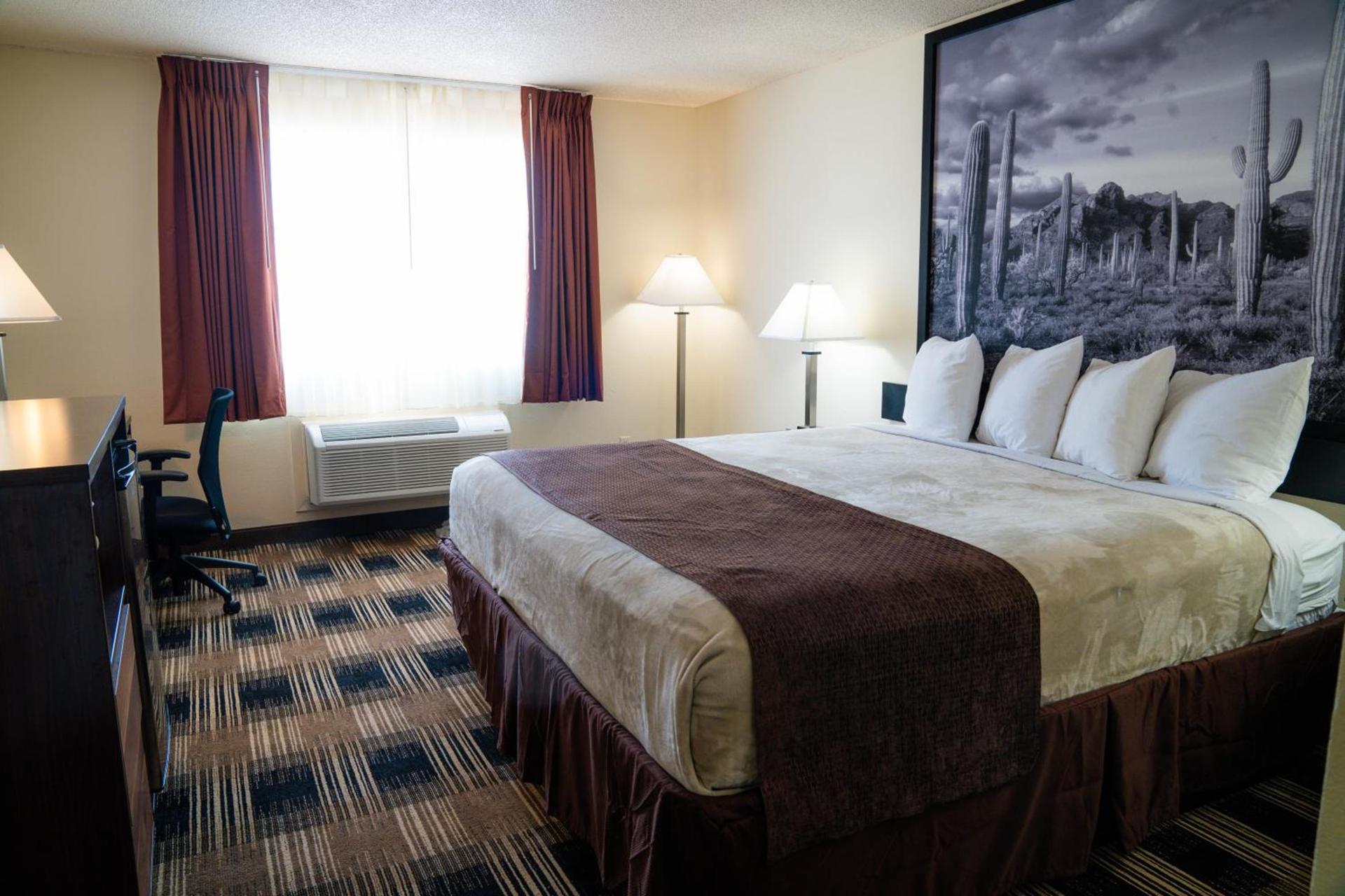 Super 8 by Wyndham Yuma photo 21