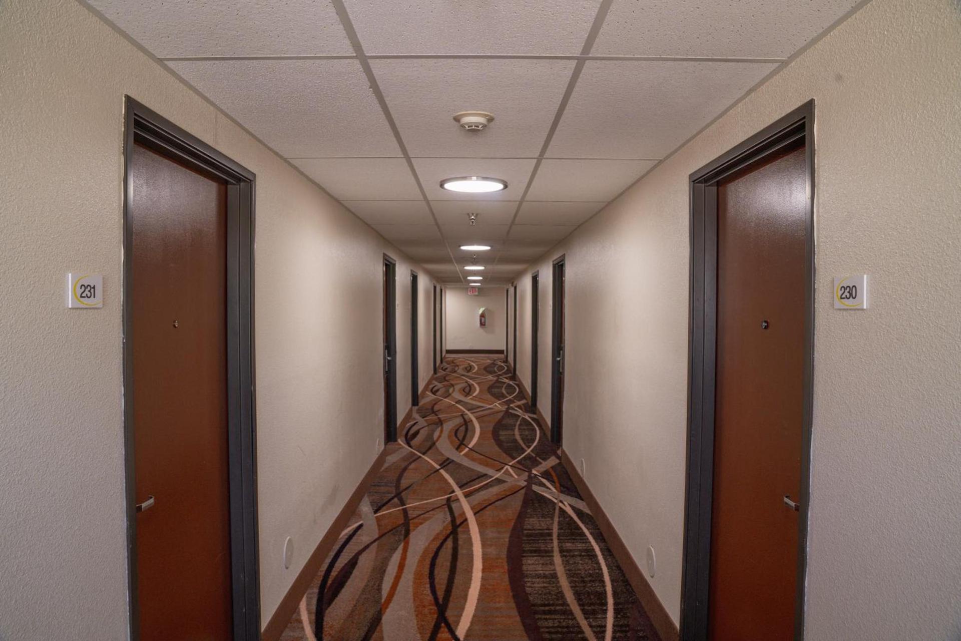 Super 8 by Wyndham Yuma photo 30