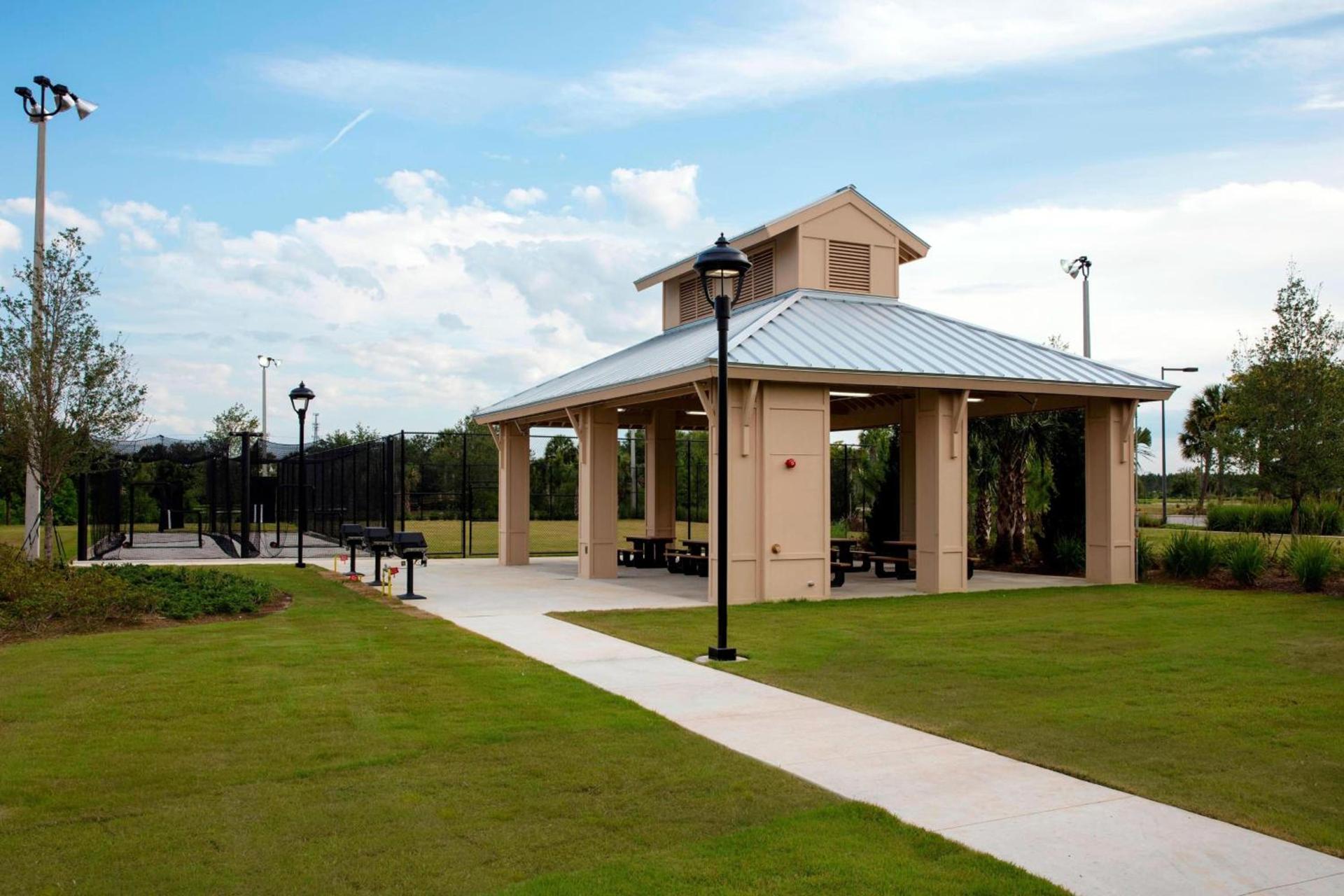 TownePlace Suites Orlando at FLAMINGO CROSSINGS Town Center, Western Entrance photo 27