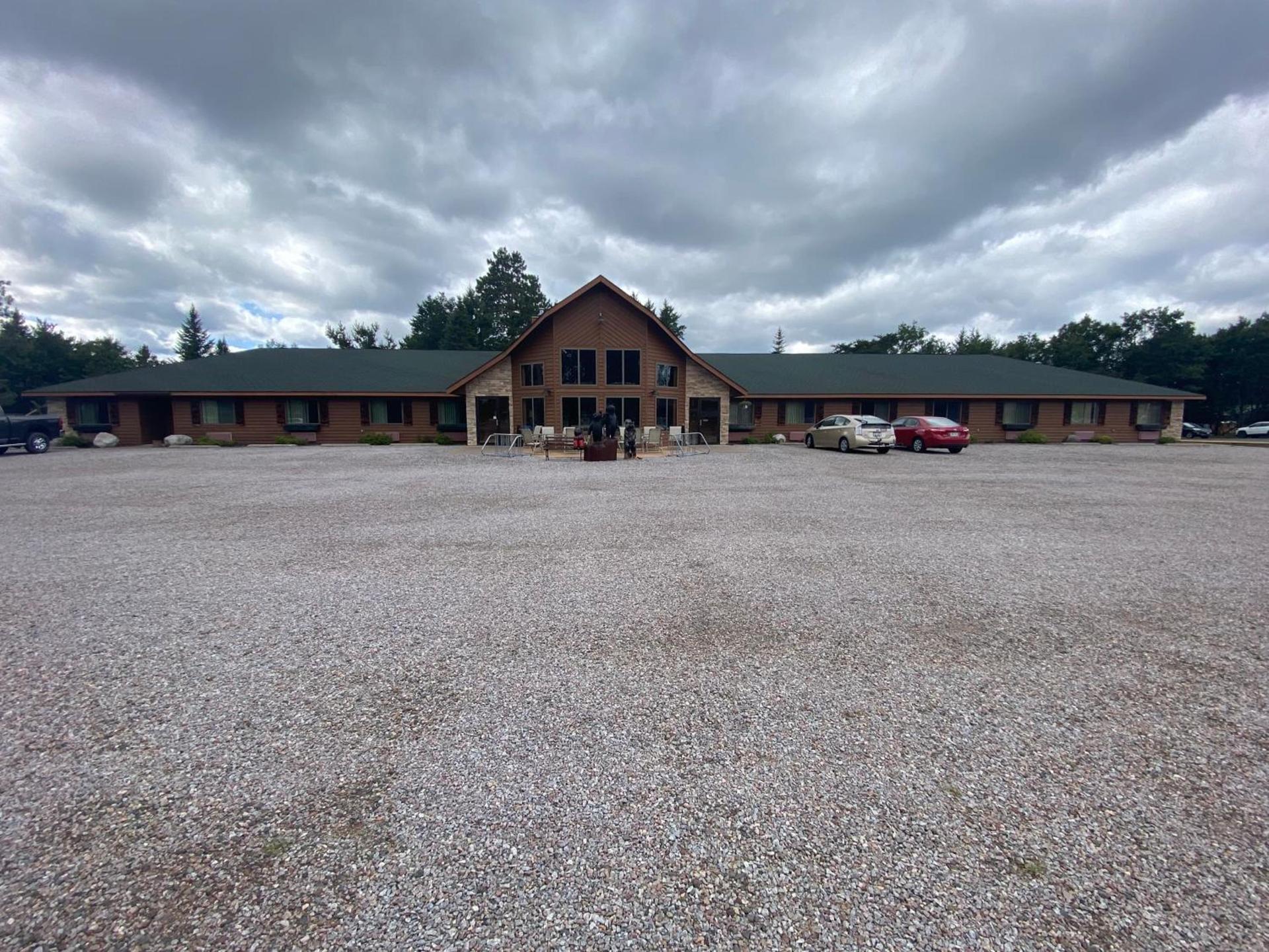 Boulder Bear Motor Lodge photo 51