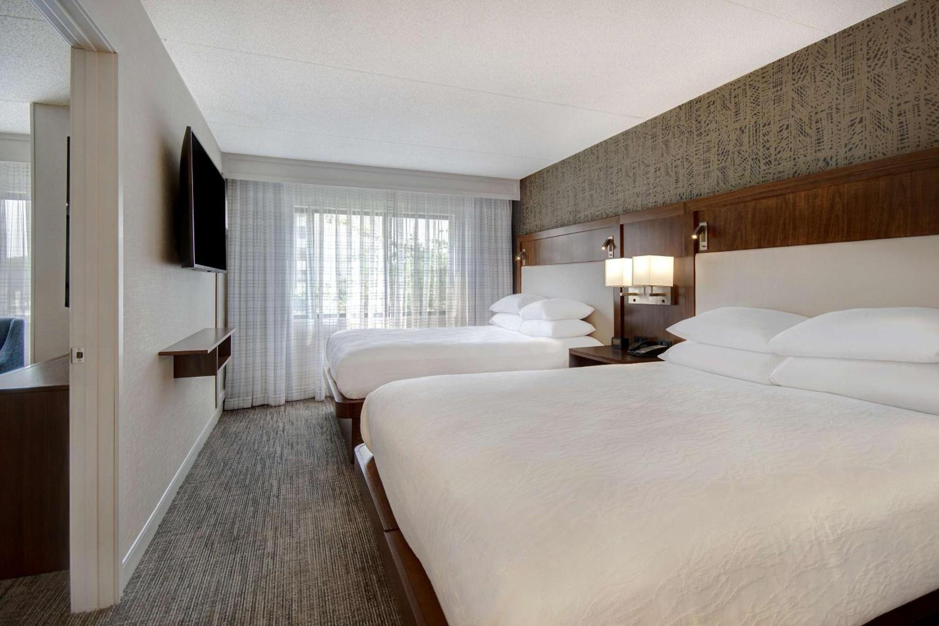 Embassy Suites by Hilton Detroit Metro Airport photo 20