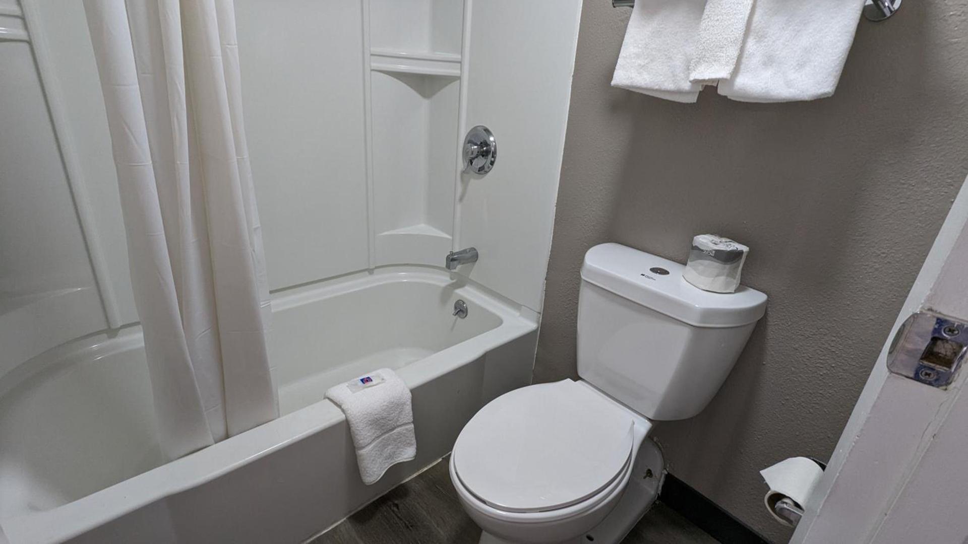 Motel 6-Leominster, MA photo 19