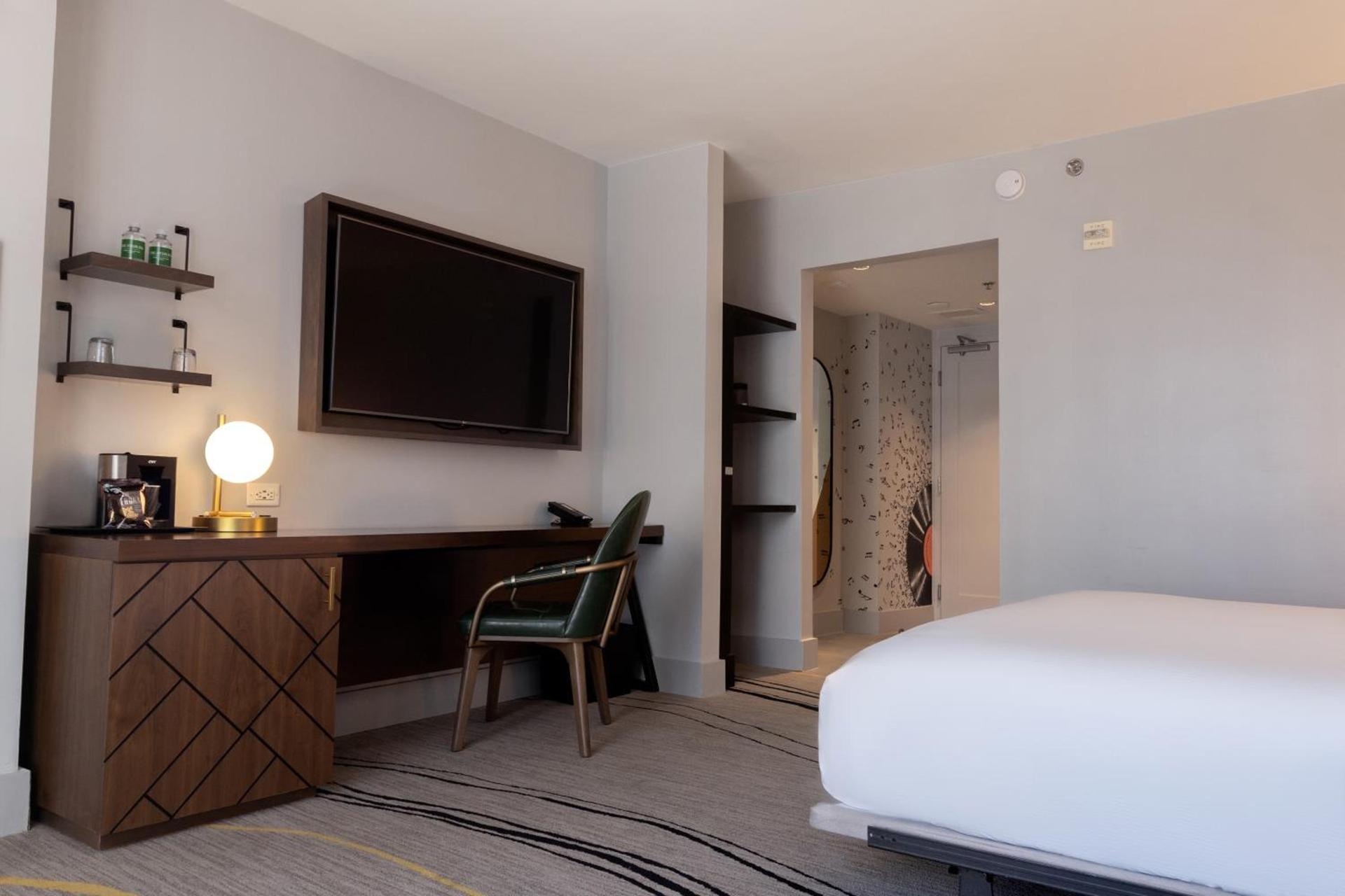The Starling Atlanta Midtown, Curio Collection by Hilton photo 28