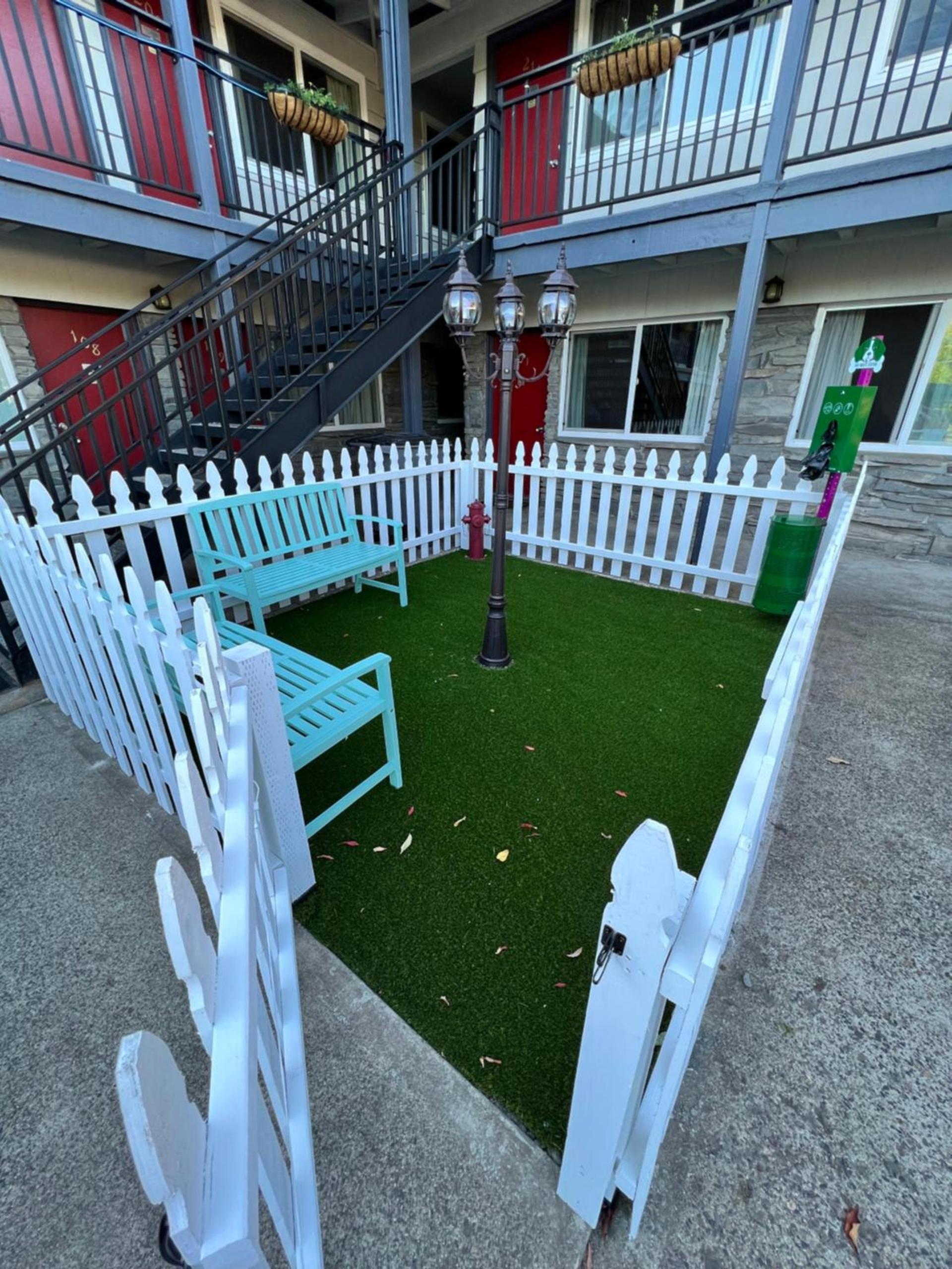 Timbers INN and Suites photo 12