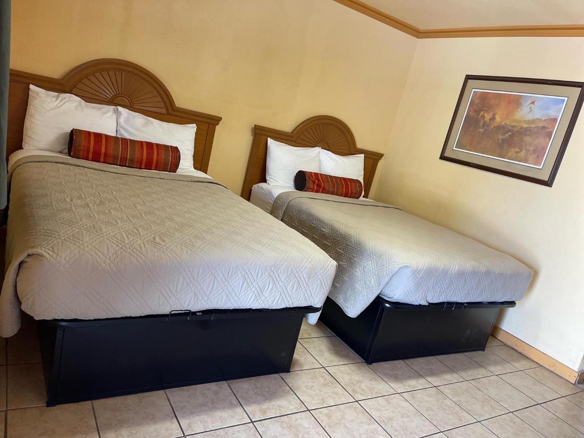 Budget Inn photo 2