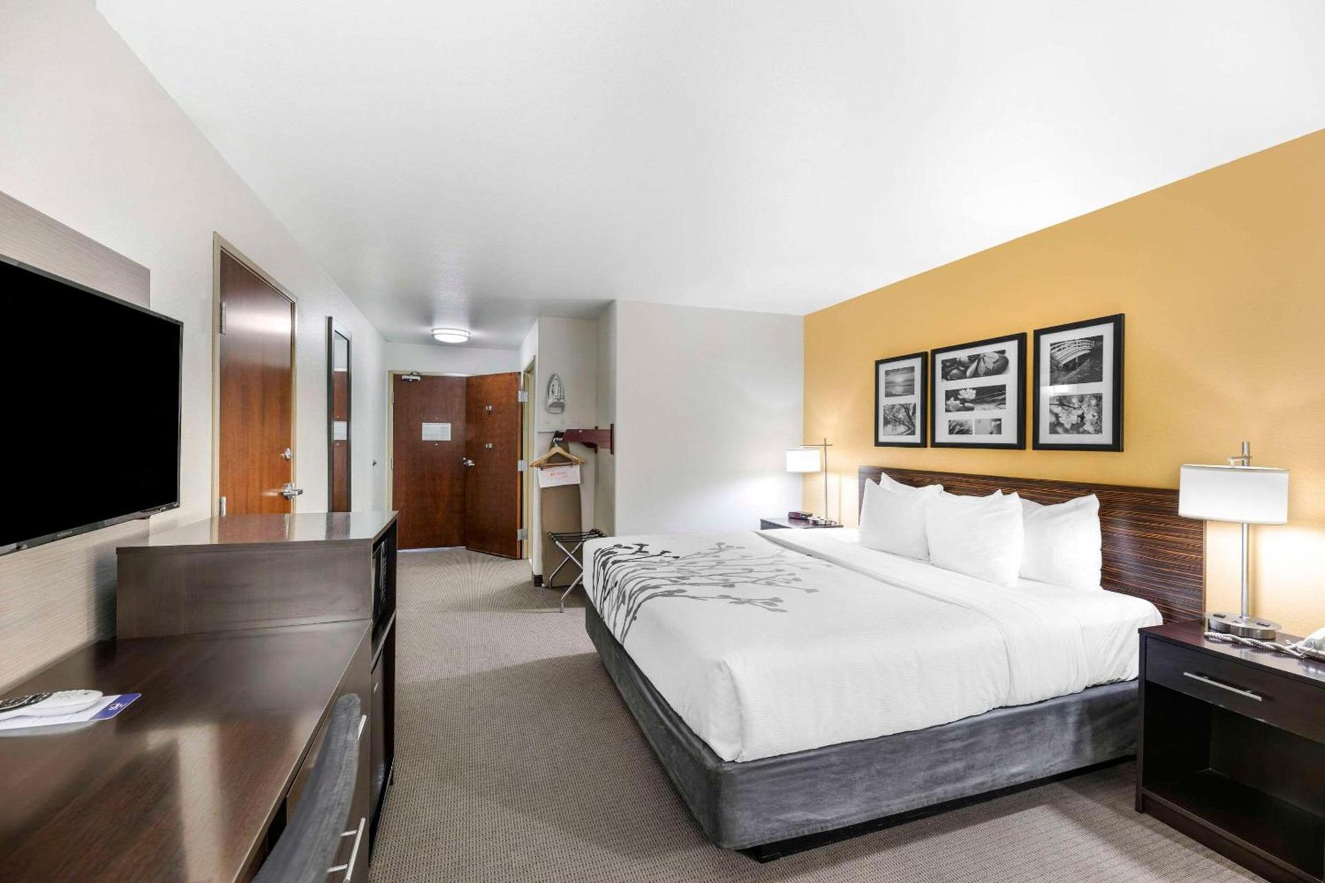 Sleep Inn & Suites Carlsbad Caverns Area photo 10