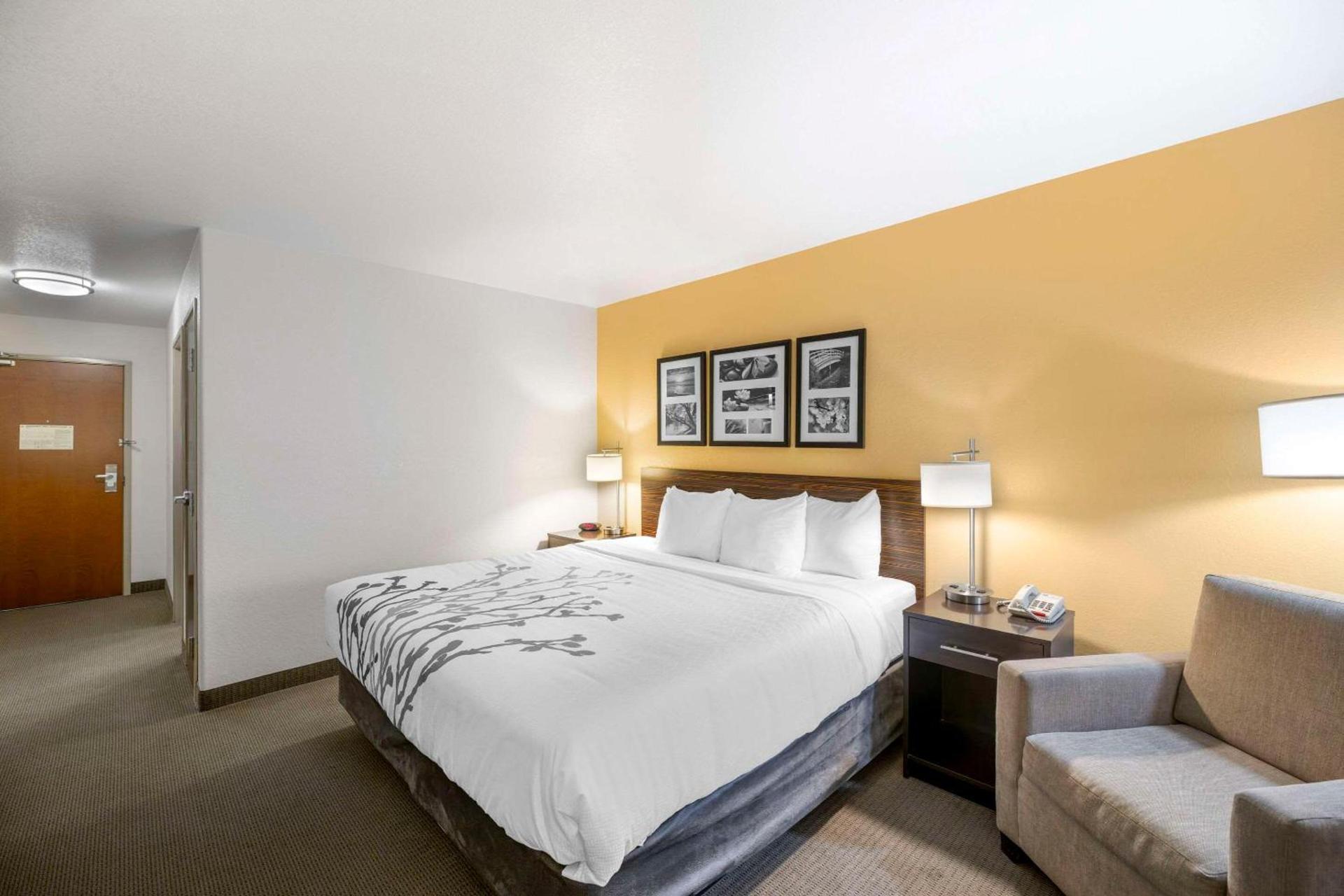 Sleep Inn & Suites Carlsbad Caverns Area photo 18