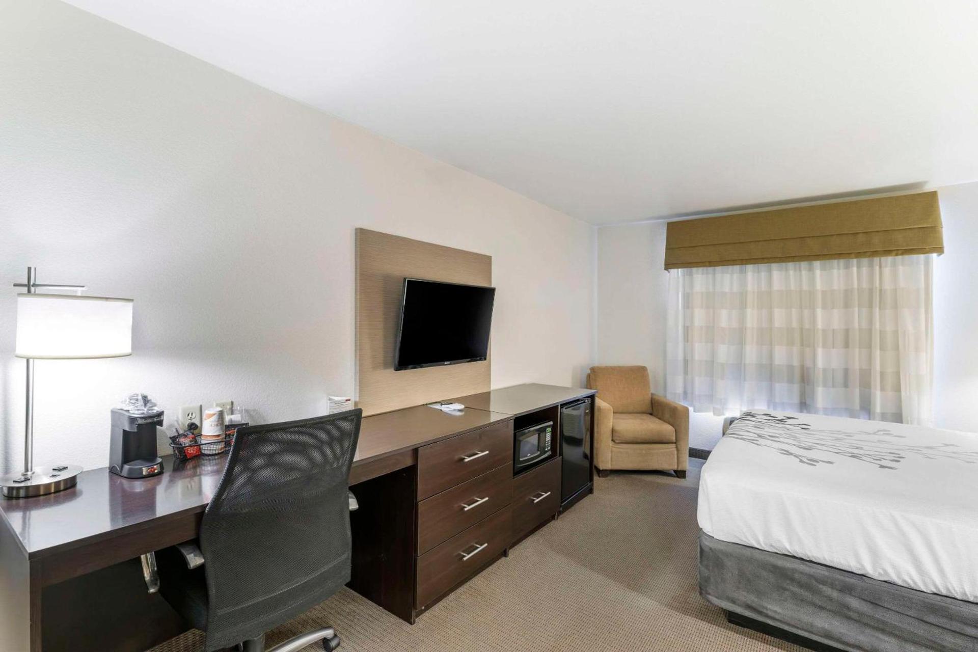Sleep Inn & Suites Carlsbad Caverns Area photo 23