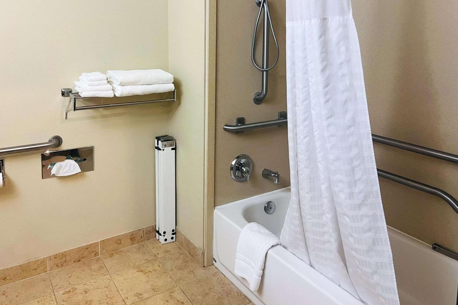 Comfort Inn Colville photo 31