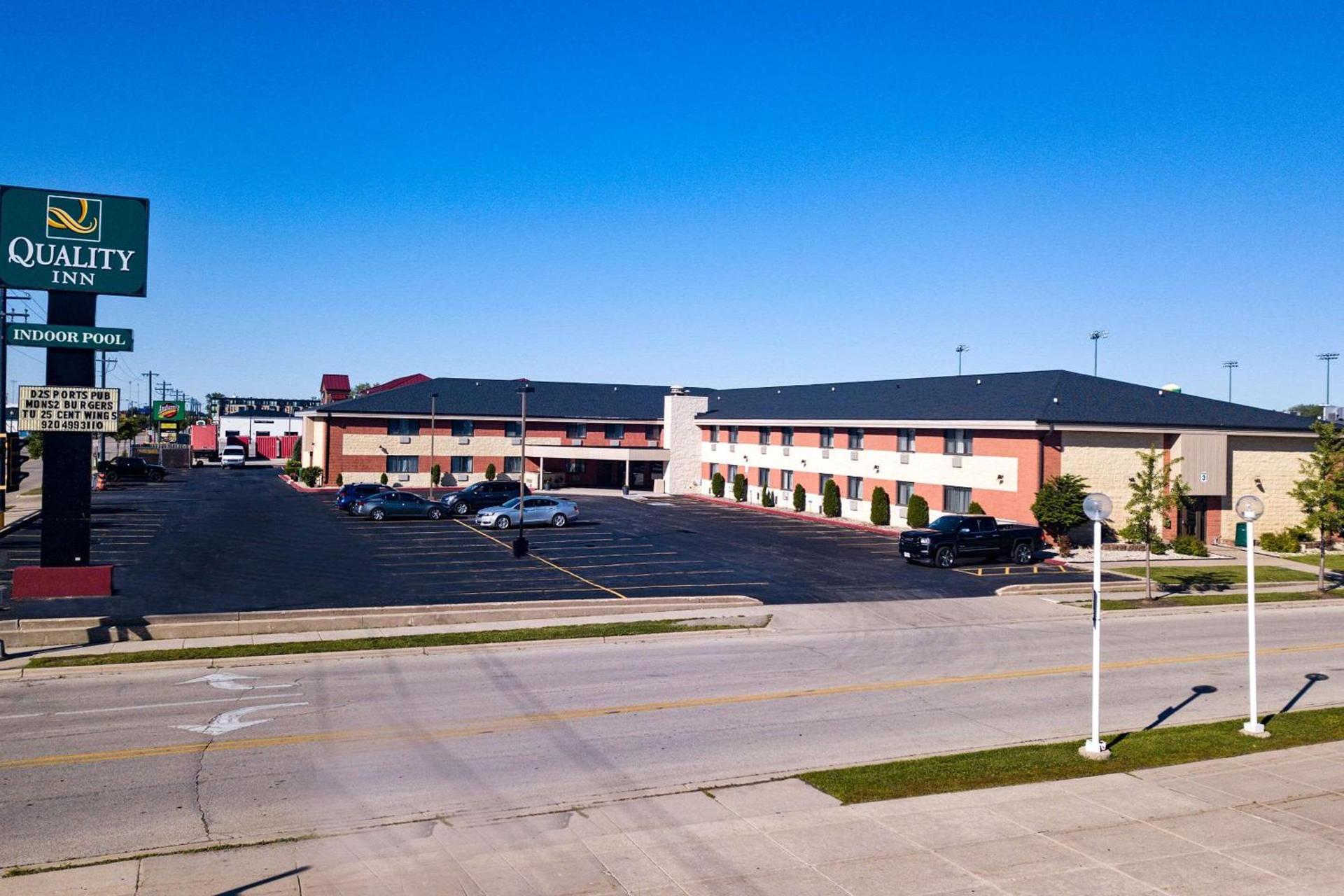 Quality Inn Stadium Area Green Bay Stadium — hotel in Green Bay