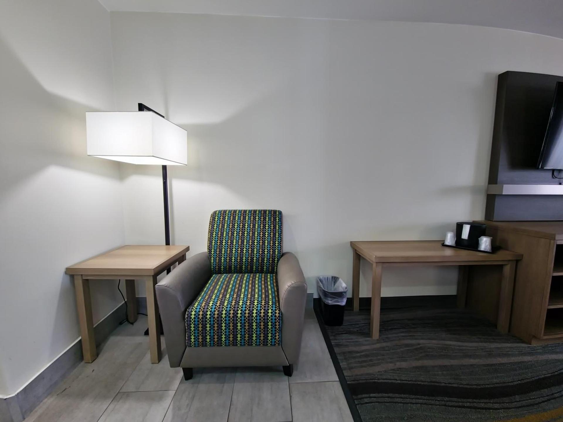 Los Viajeros Inn photo 21