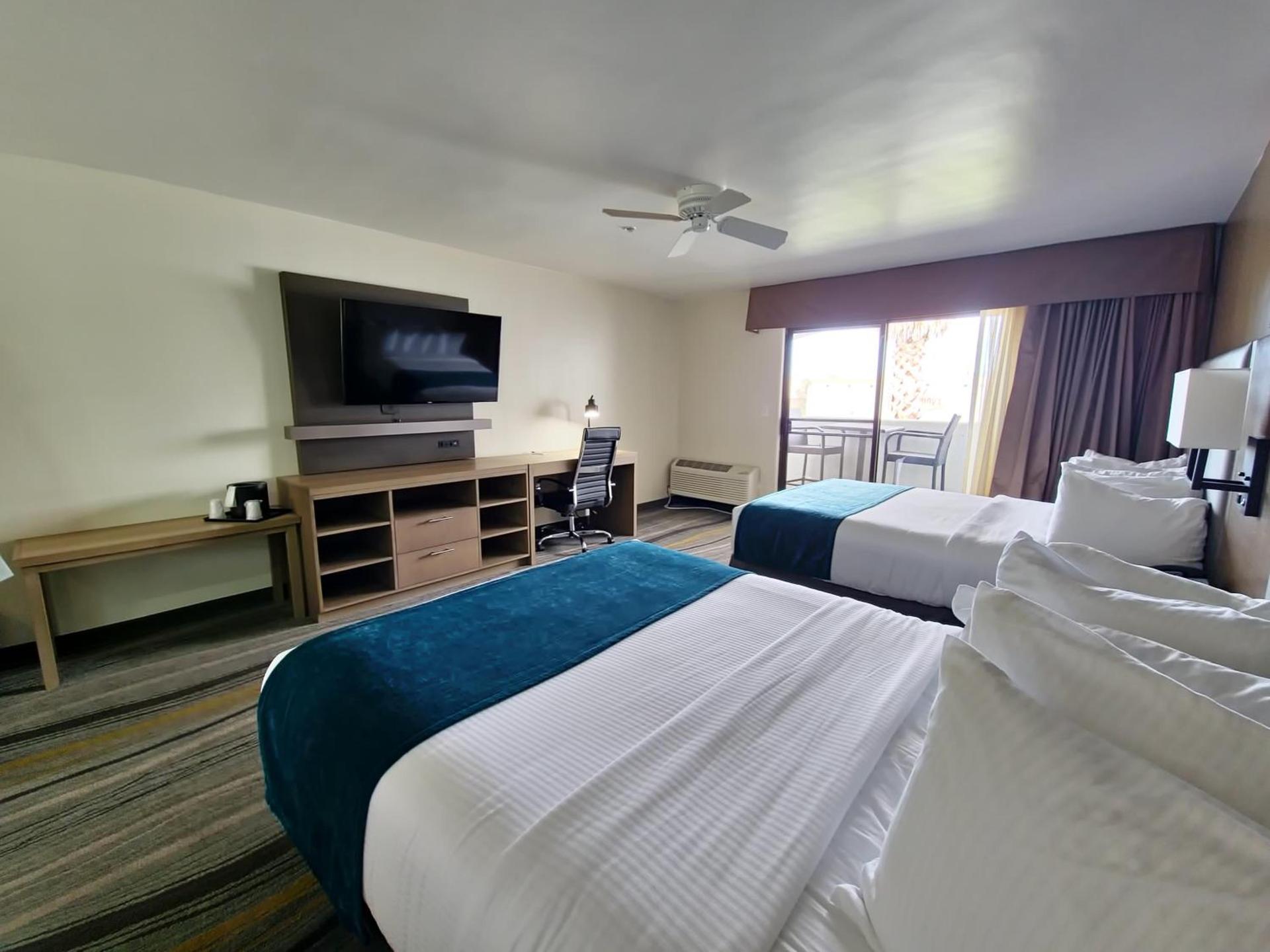 Los Viajeros Inn photo 23