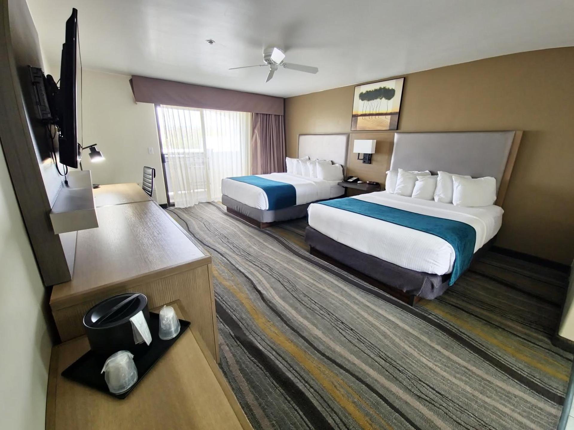 Los Viajeros Inn photo 29