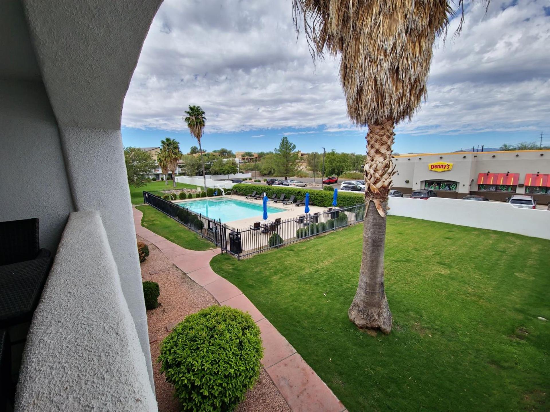 Los Viajeros Inn photo 34