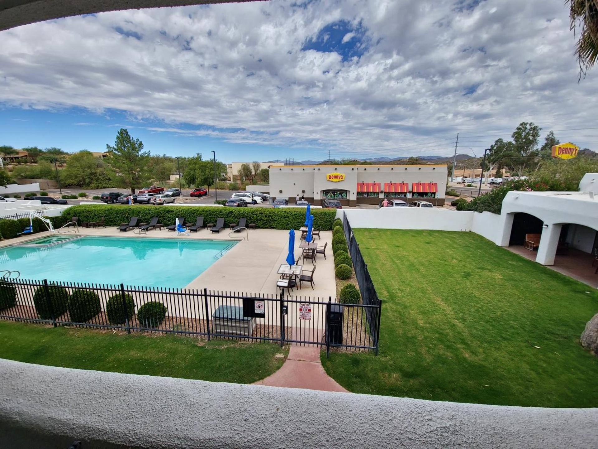 Los Viajeros Inn photo 54