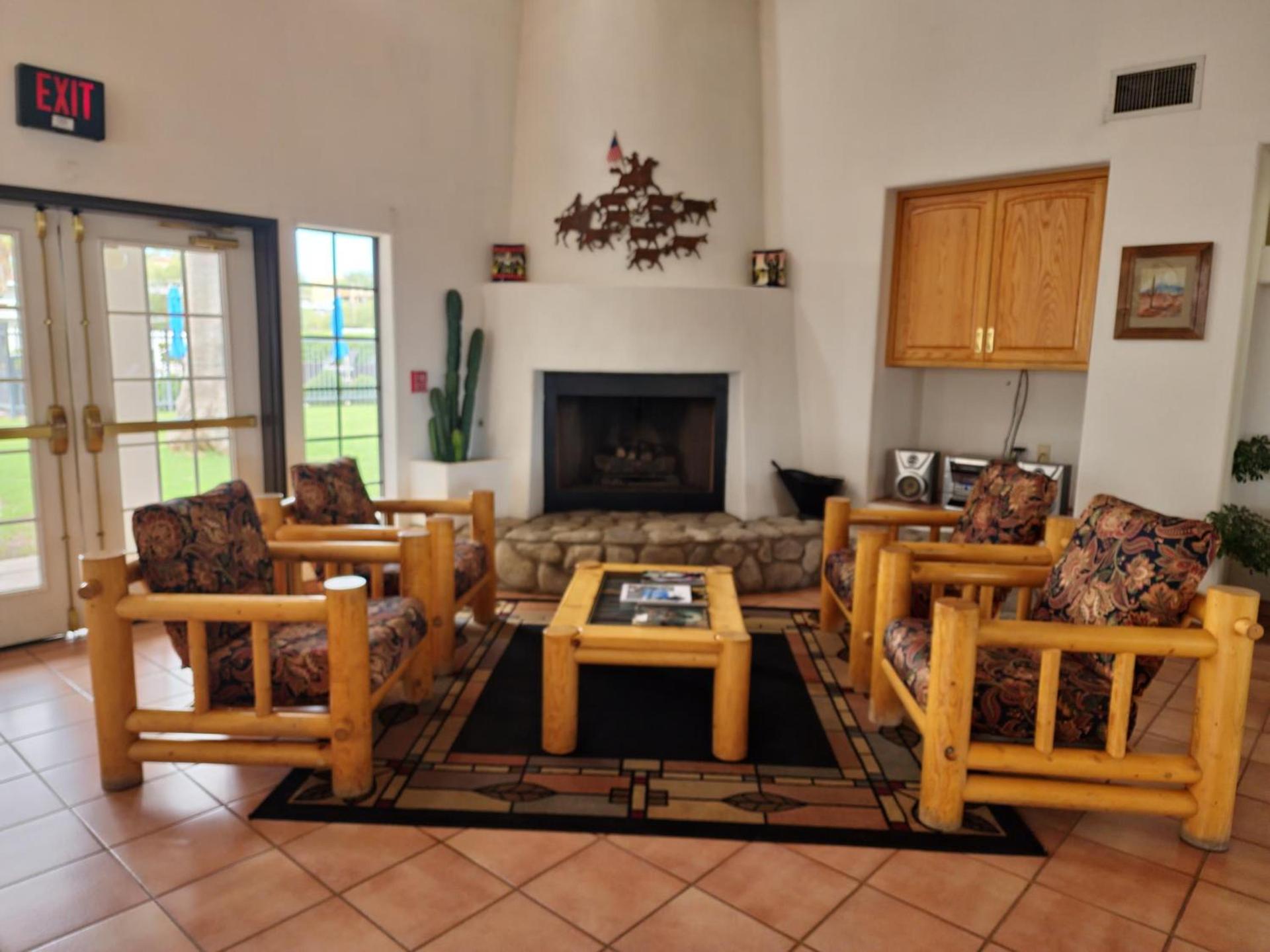 Los Viajeros Inn photo 63