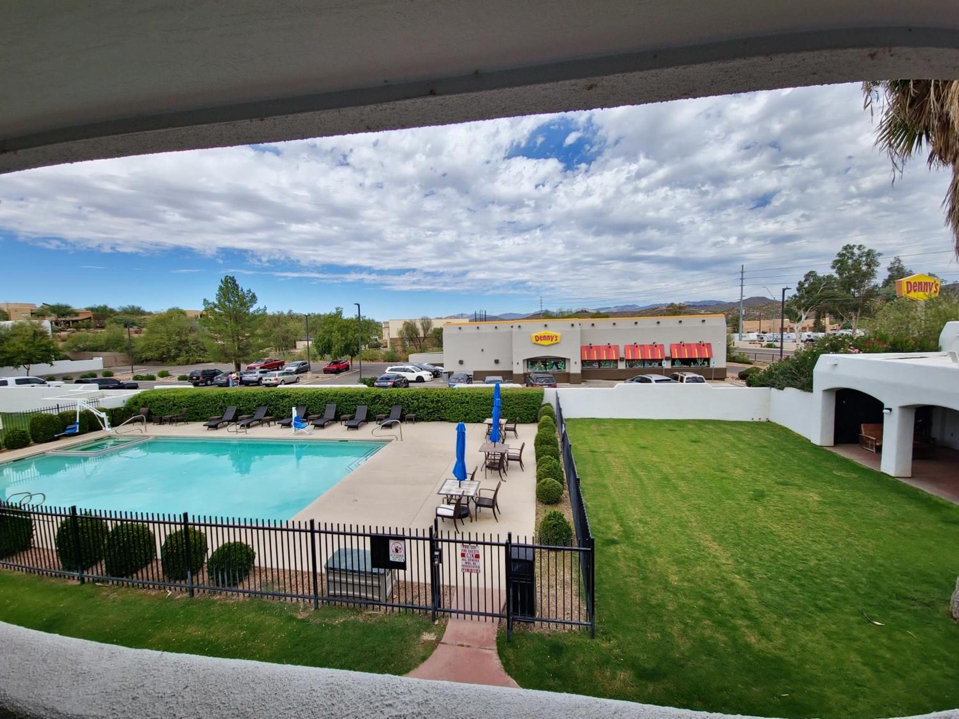 Los Viajeros Inn photo 83