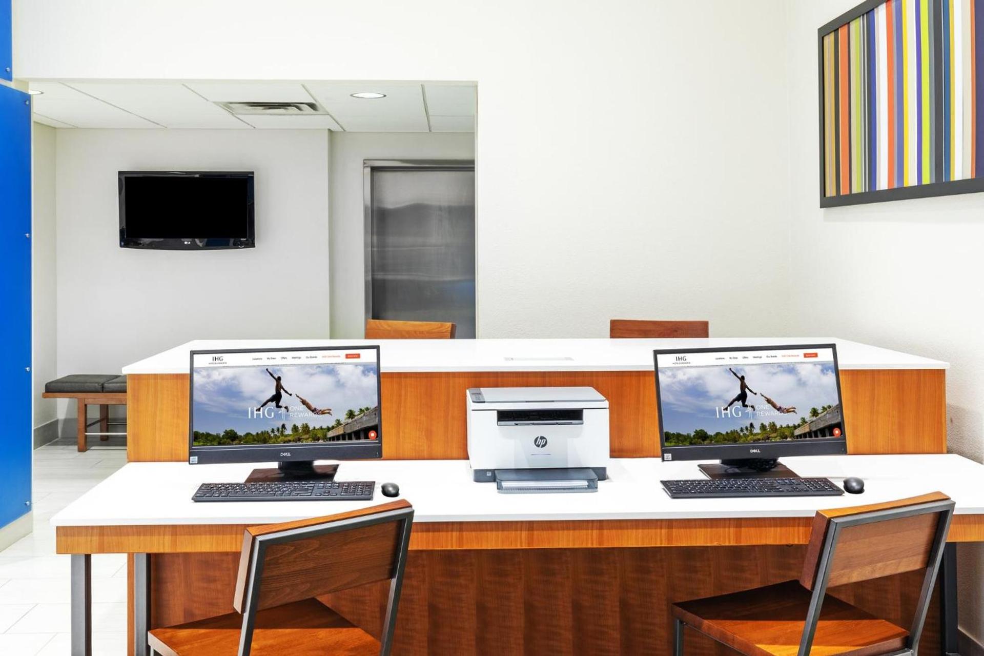 Holiday Inn Express & Suites Sulphur - Lake Charles by IHG photo 61