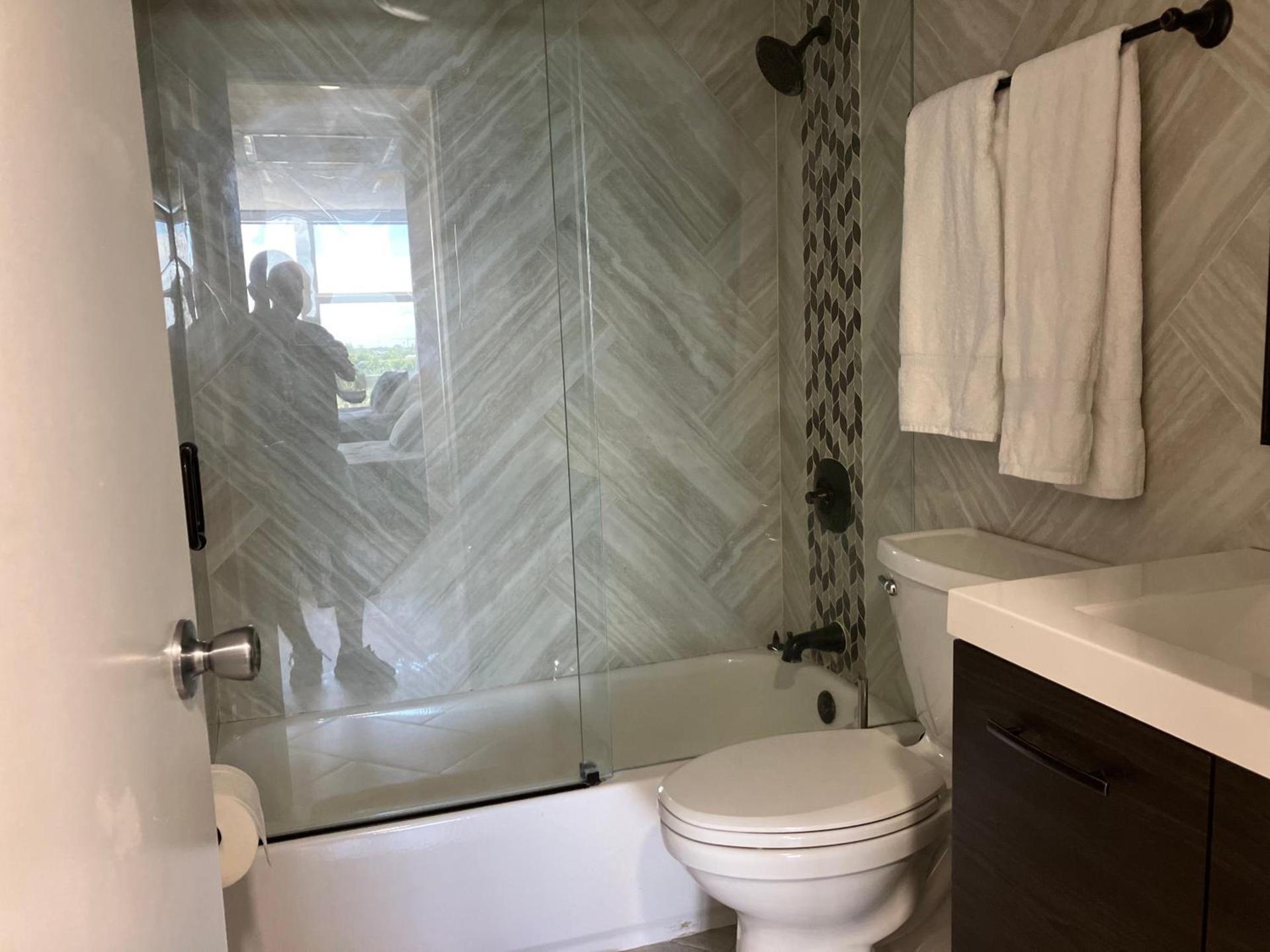 Oceanview on SAND located in Ocean Manor Resort Fort Lauderdale Beach 2 bed 2 bath spacious corner unit partial ocean view photo 14