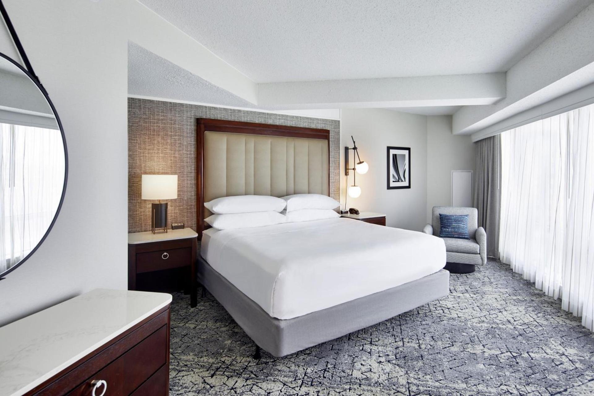 Sheraton Indianapolis Hotel at Keystone Crossing photo 28