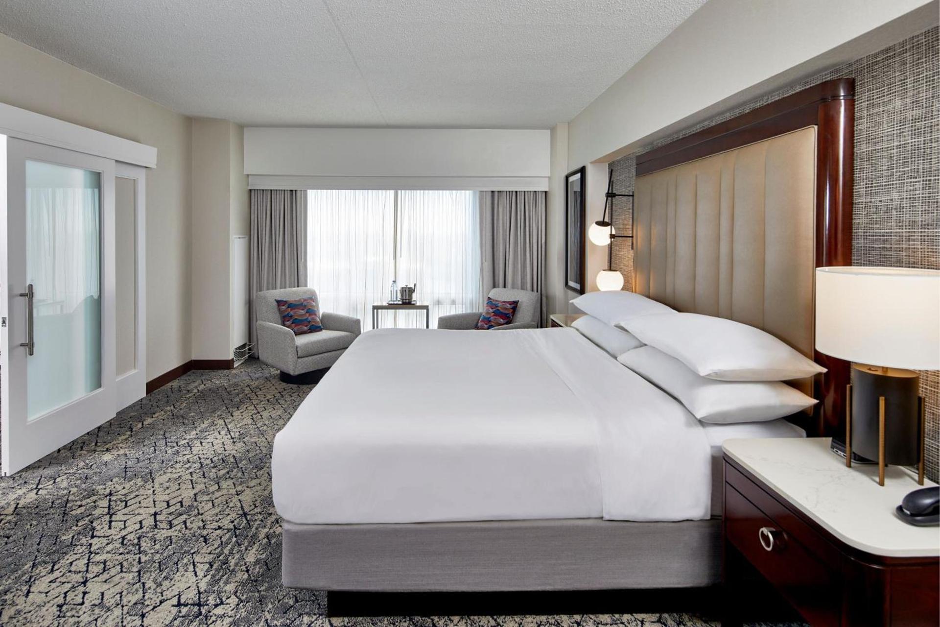 Sheraton Indianapolis Hotel at Keystone Crossing photo 29