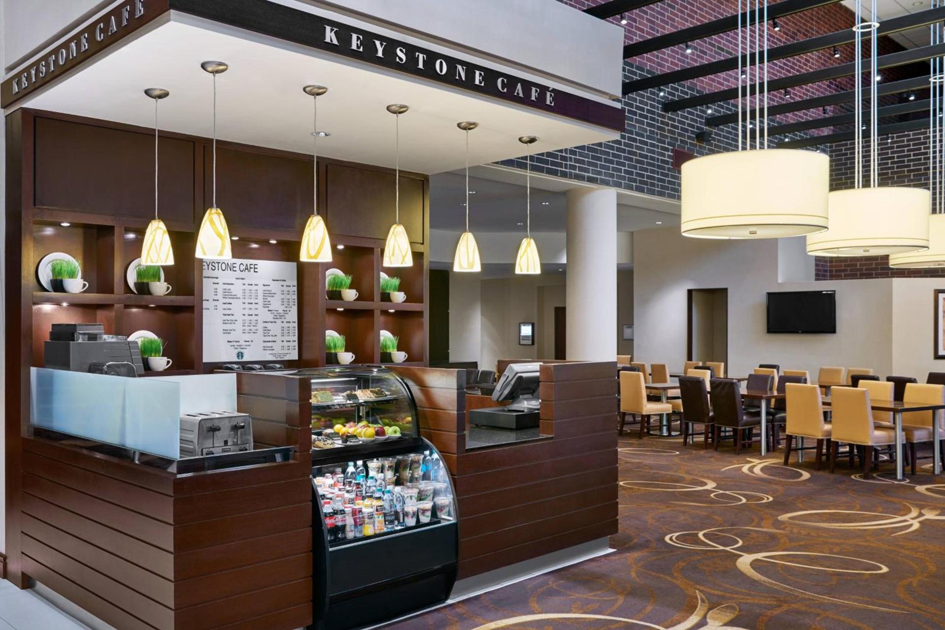 Sheraton Indianapolis Hotel at Keystone Crossing photo 36