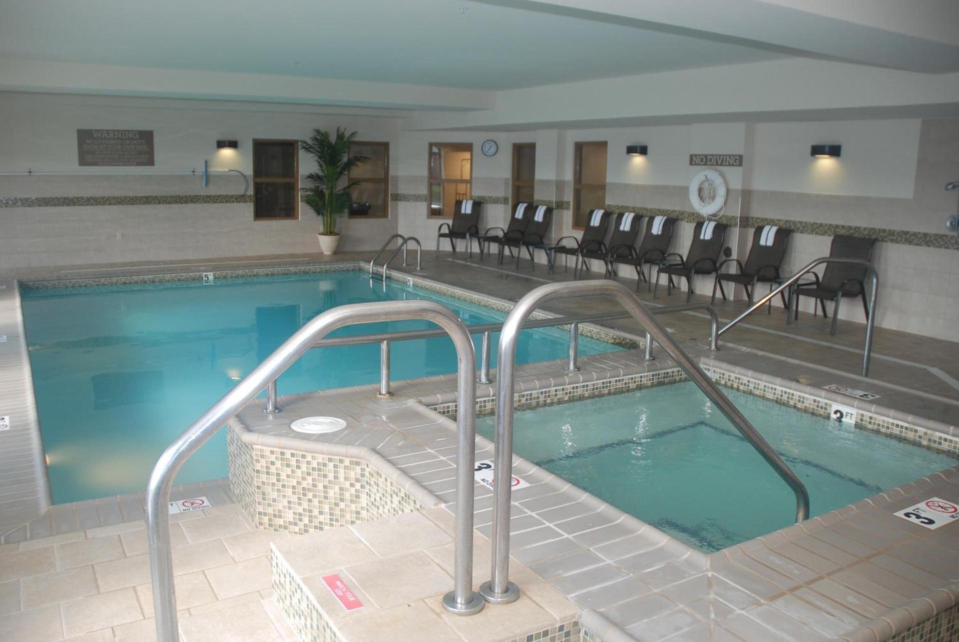 Spark by Hilton California Lexington Park photo 26