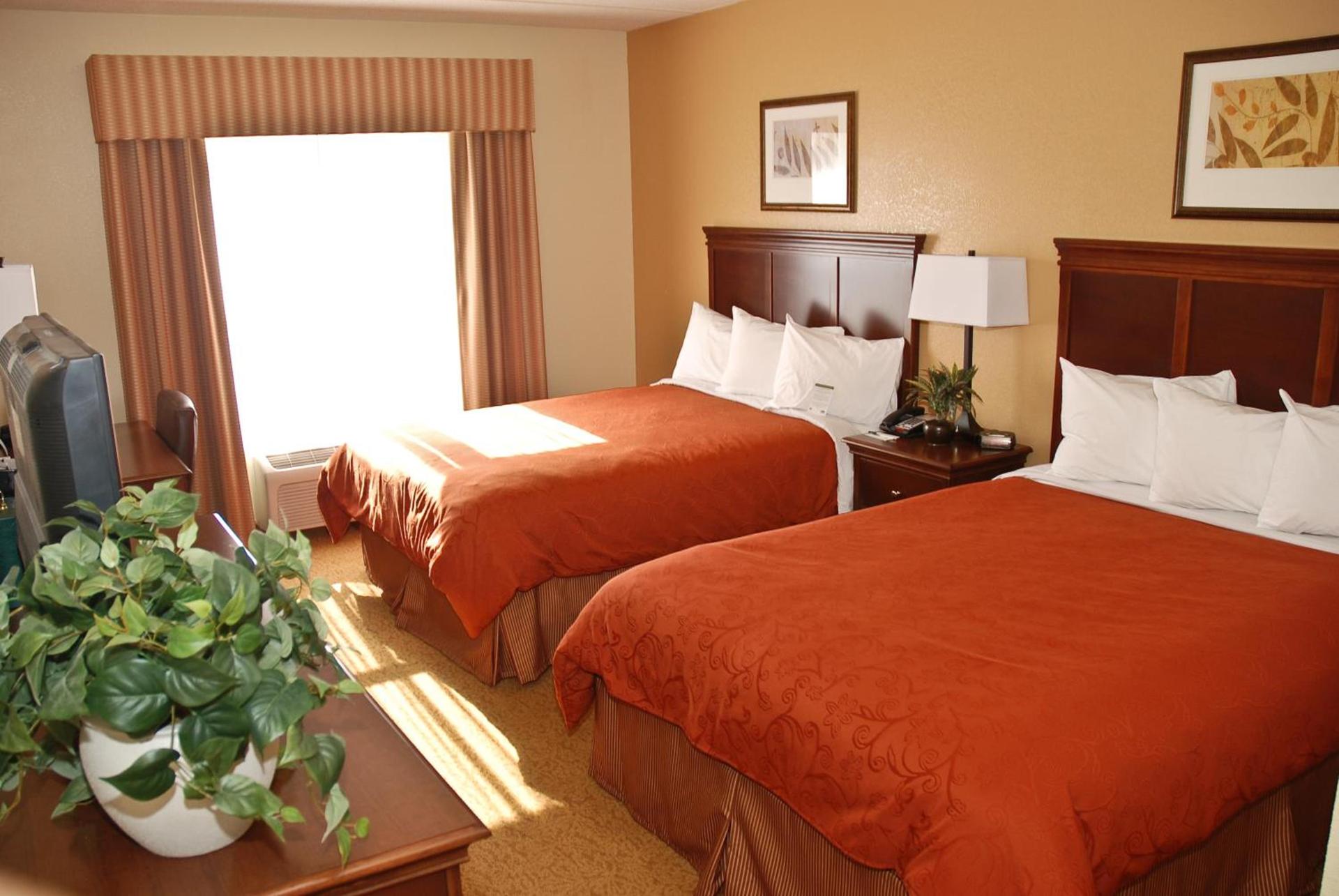 Spark by Hilton California Lexington Park photo 15