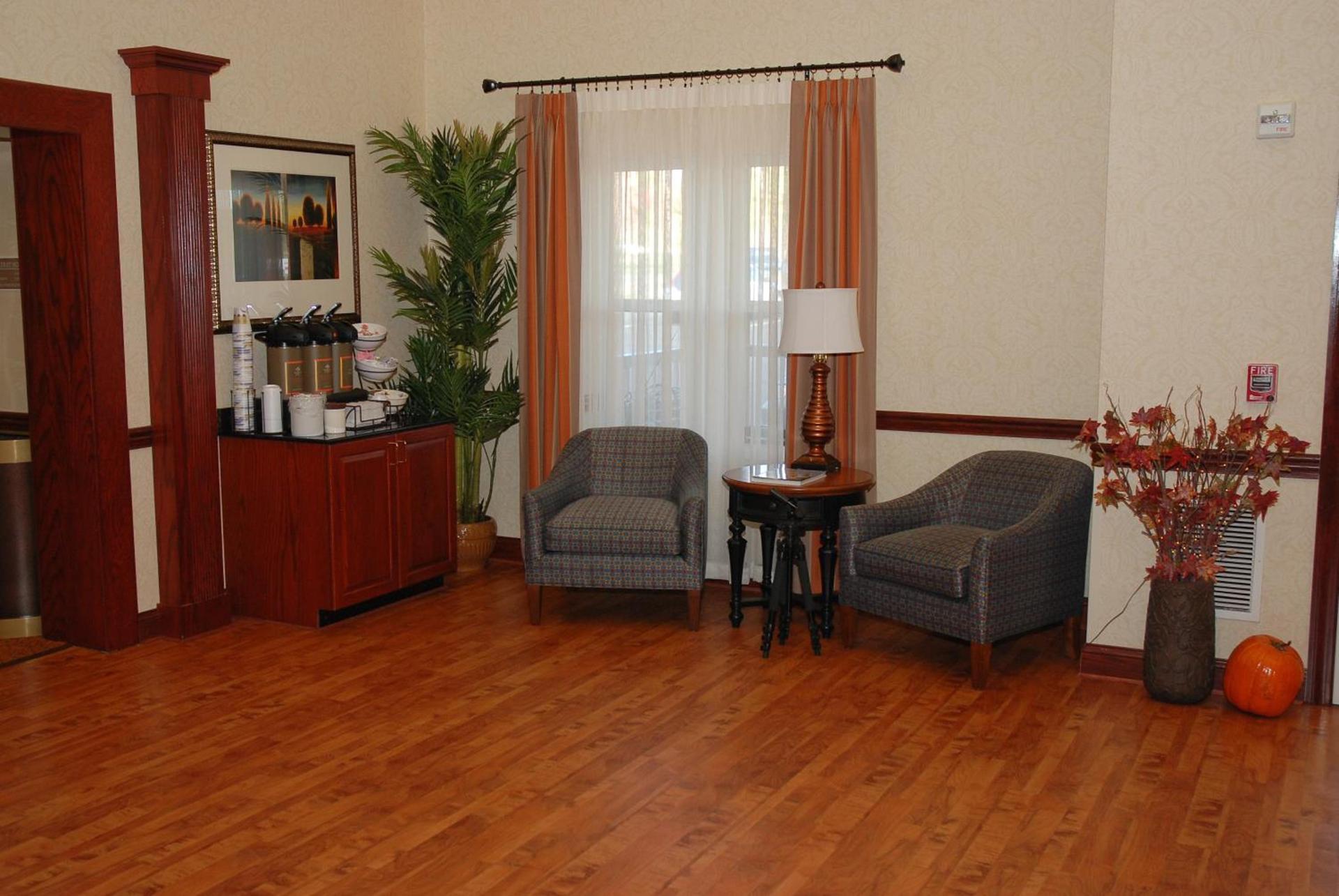 Spark by Hilton California Lexington Park photo 21
