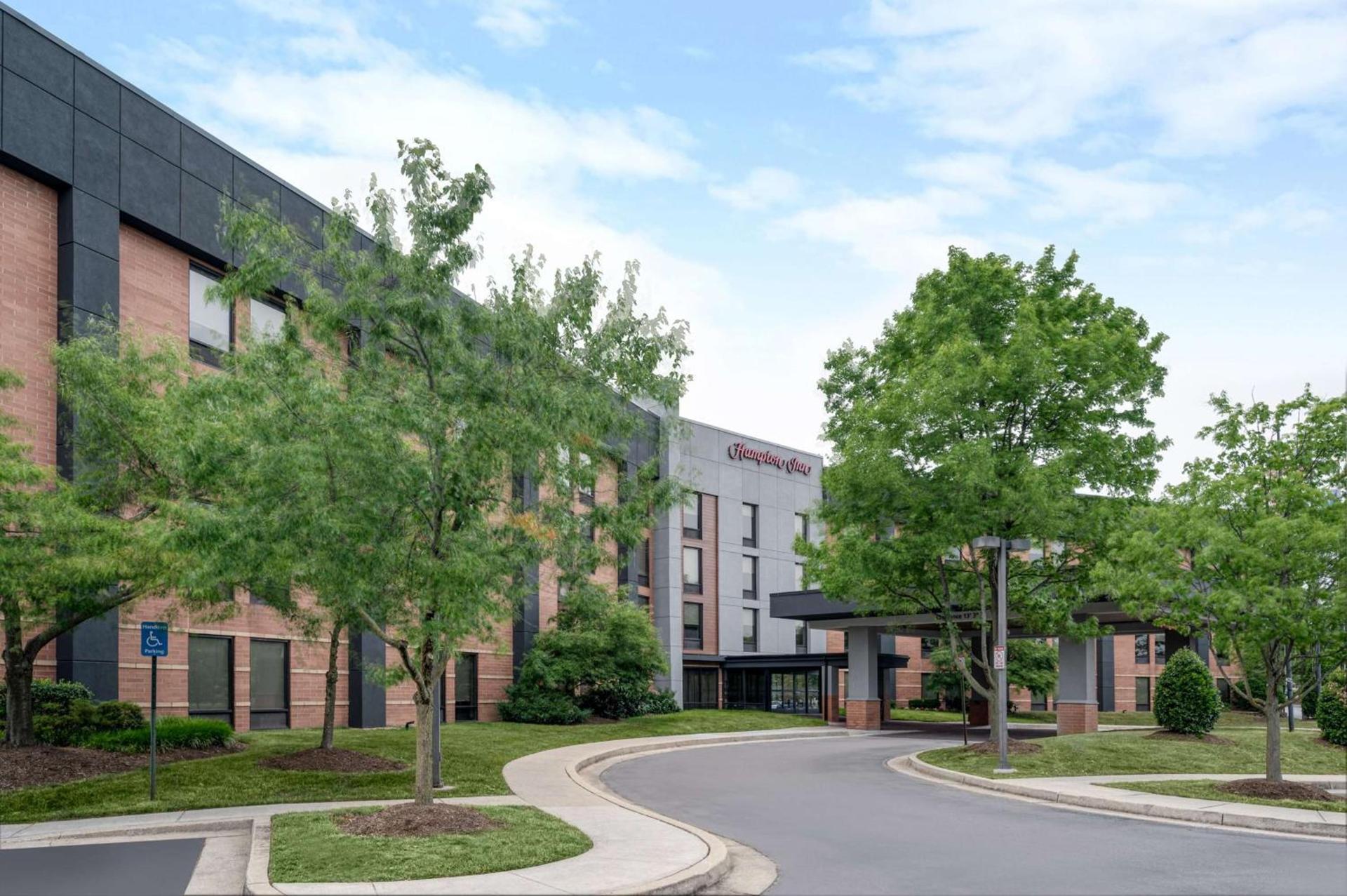 Hampton Inn Baltimore/White Marsh photo 2