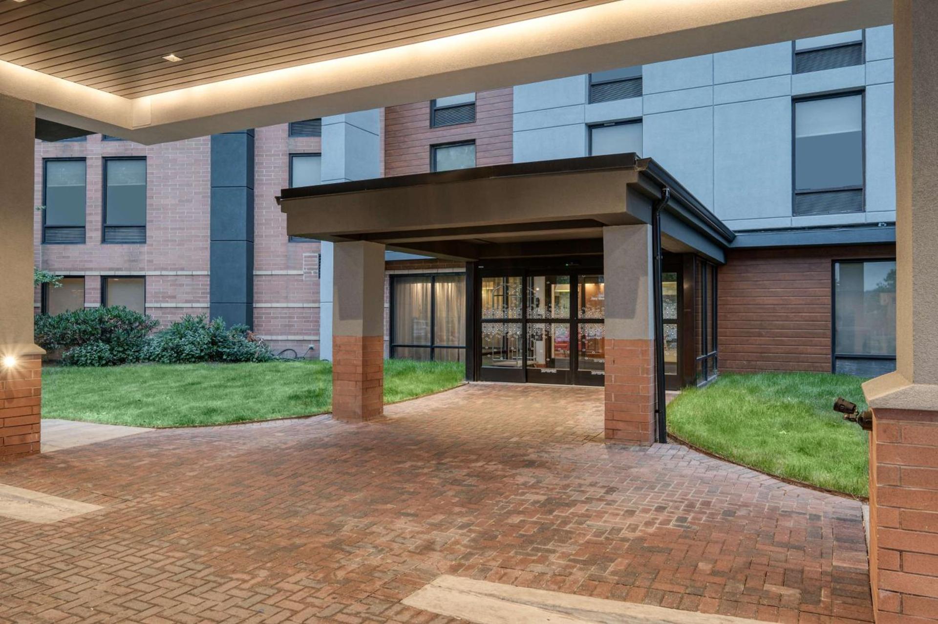 Hampton Inn Baltimore/White Marsh photo 7