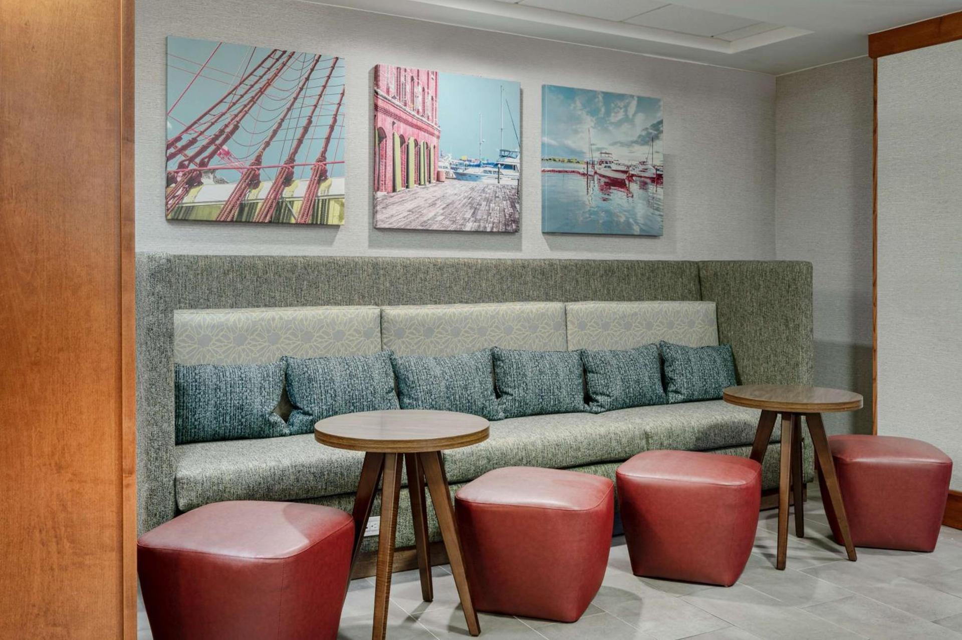 Hampton Inn Baltimore/White Marsh photo 13