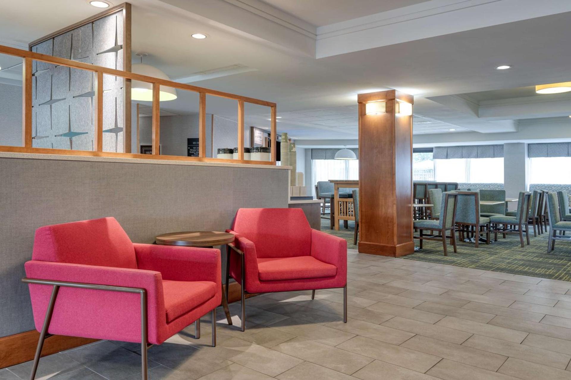 Hampton Inn Baltimore/White Marsh photo 14