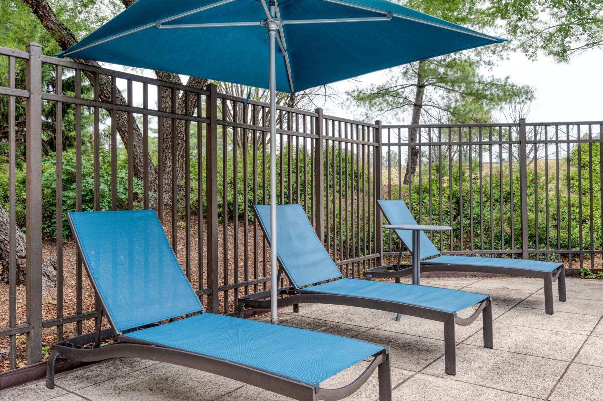 Hampton Inn Baltimore/White Marsh photo 20