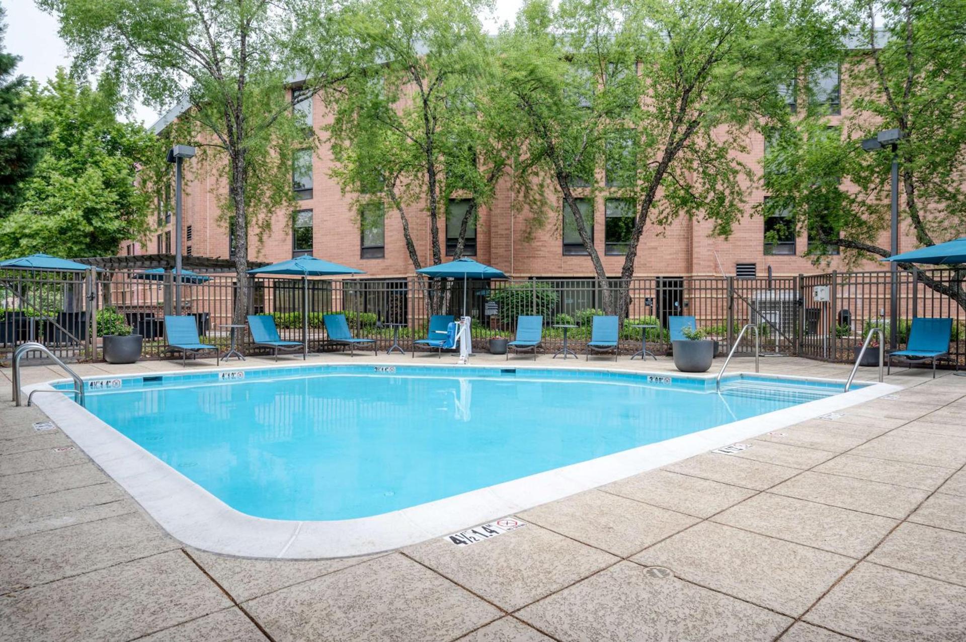 Hampton Inn Baltimore/White Marsh photo 23