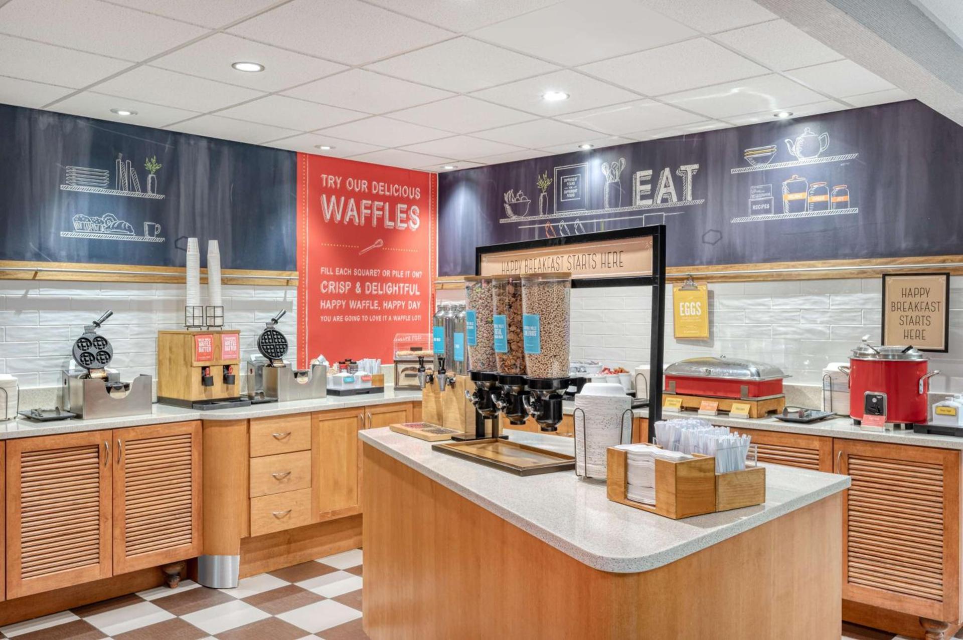 Hampton Inn Baltimore/White Marsh photo 25