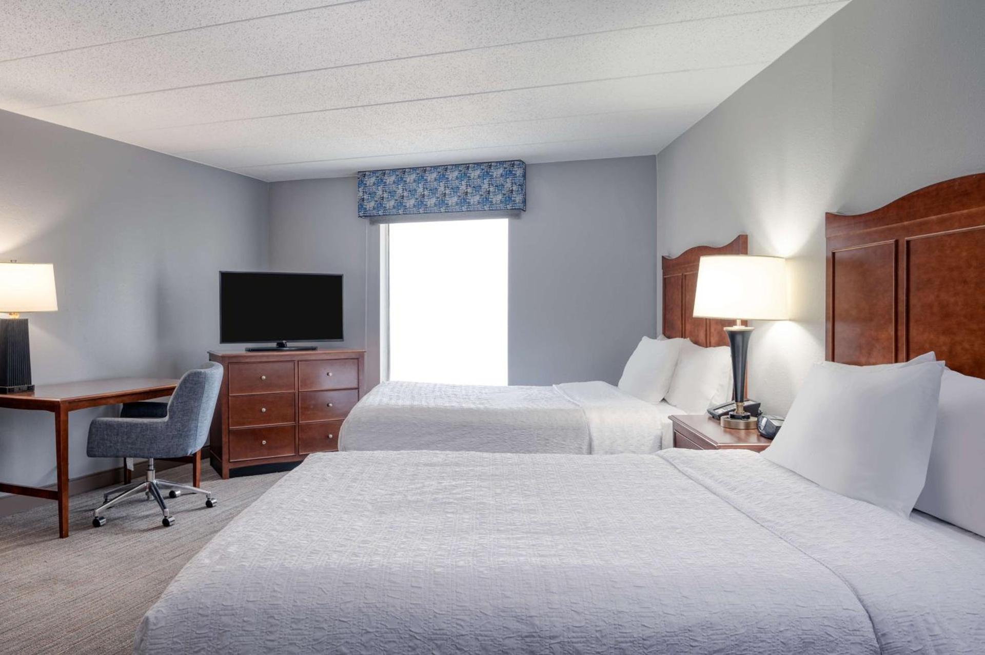 Hampton Inn Baltimore/White Marsh photo 35
