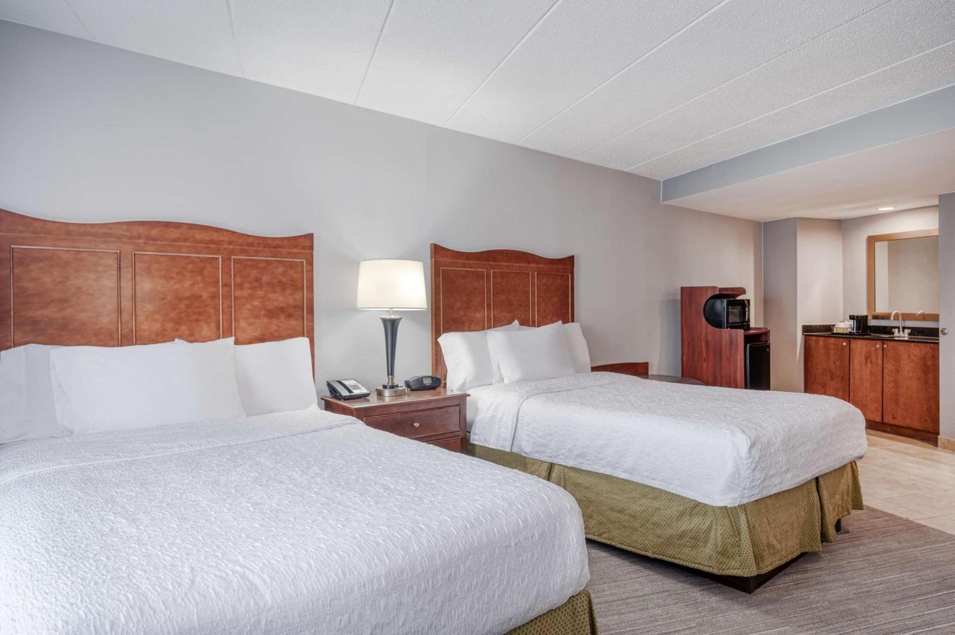 Hampton Inn Baltimore/White Marsh photo 57